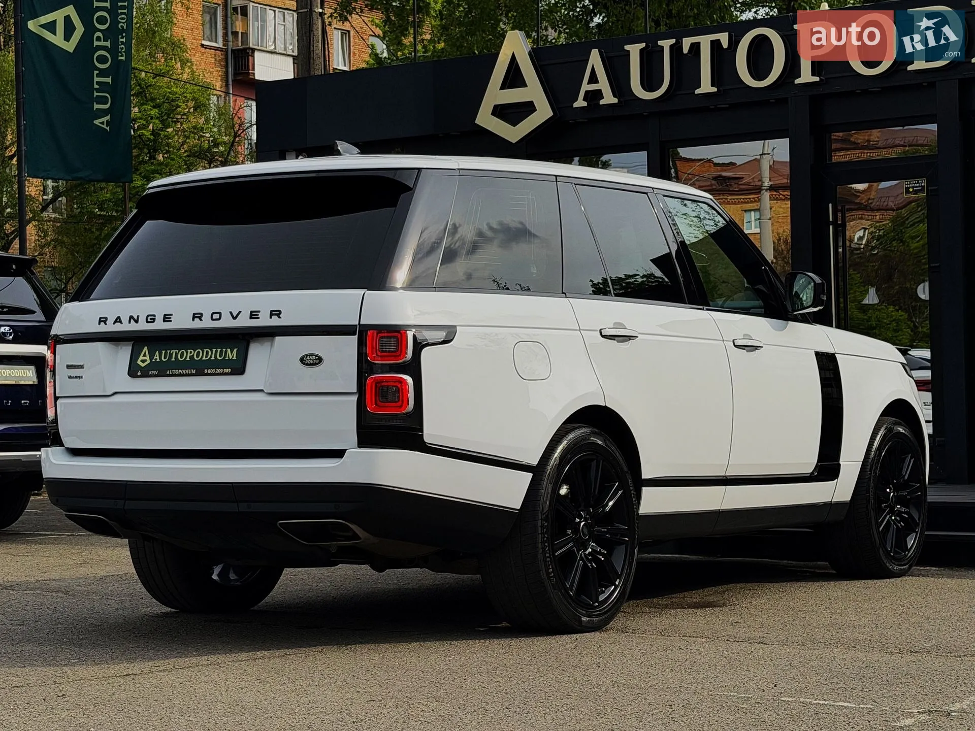 2018 Land Rover Range Rover - мініатюра 23