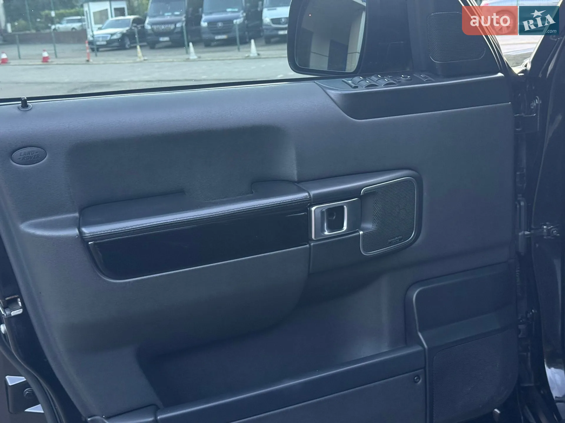 2010 Land Rover Range Rover - мініатюра 15