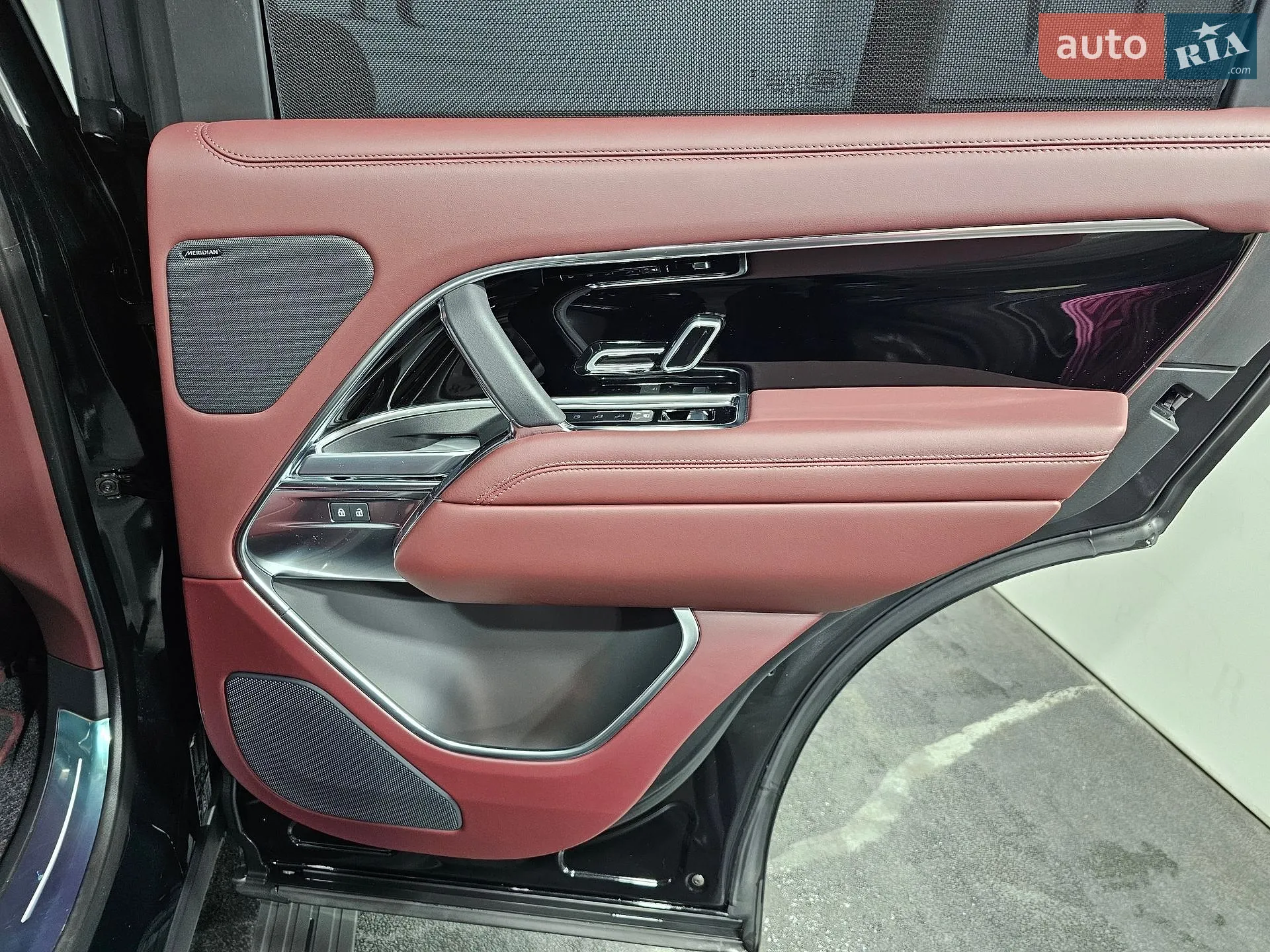 2023 Land Rover Range Rover - мініатюра 16