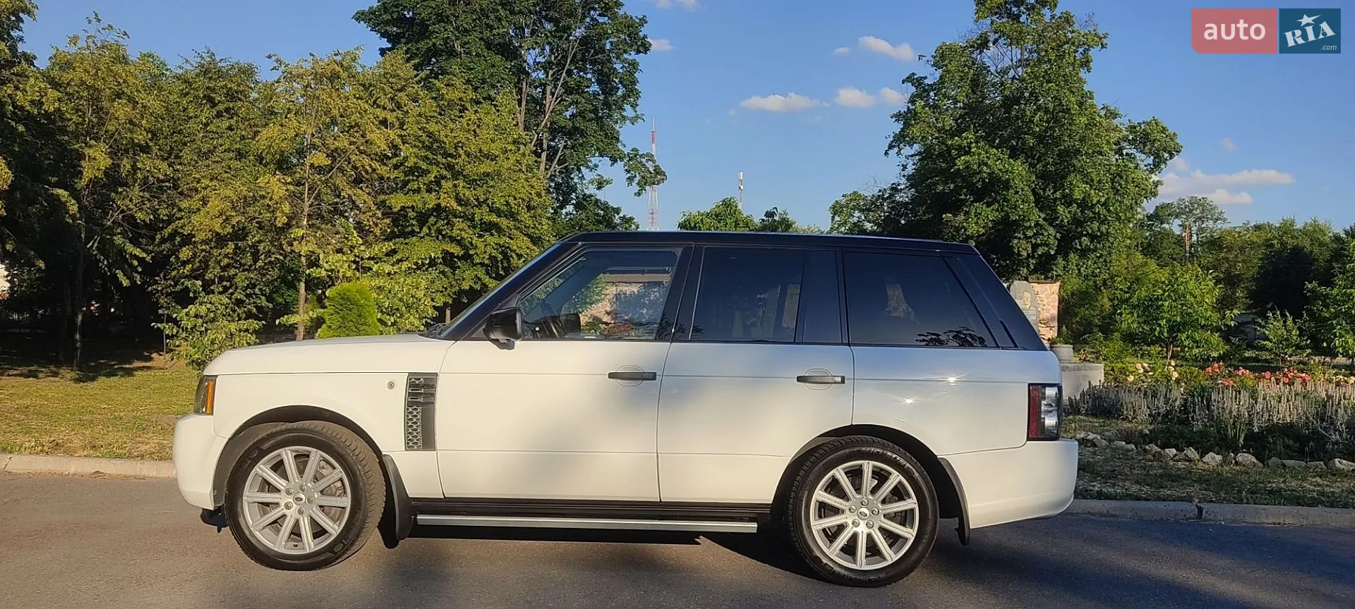 2011 Land Rover Range Rover - мініатюра 10