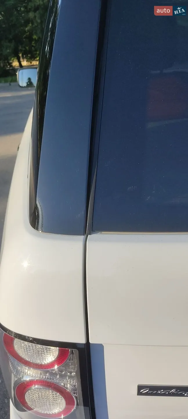 2011 Land Rover Range Rover - мініатюра 16