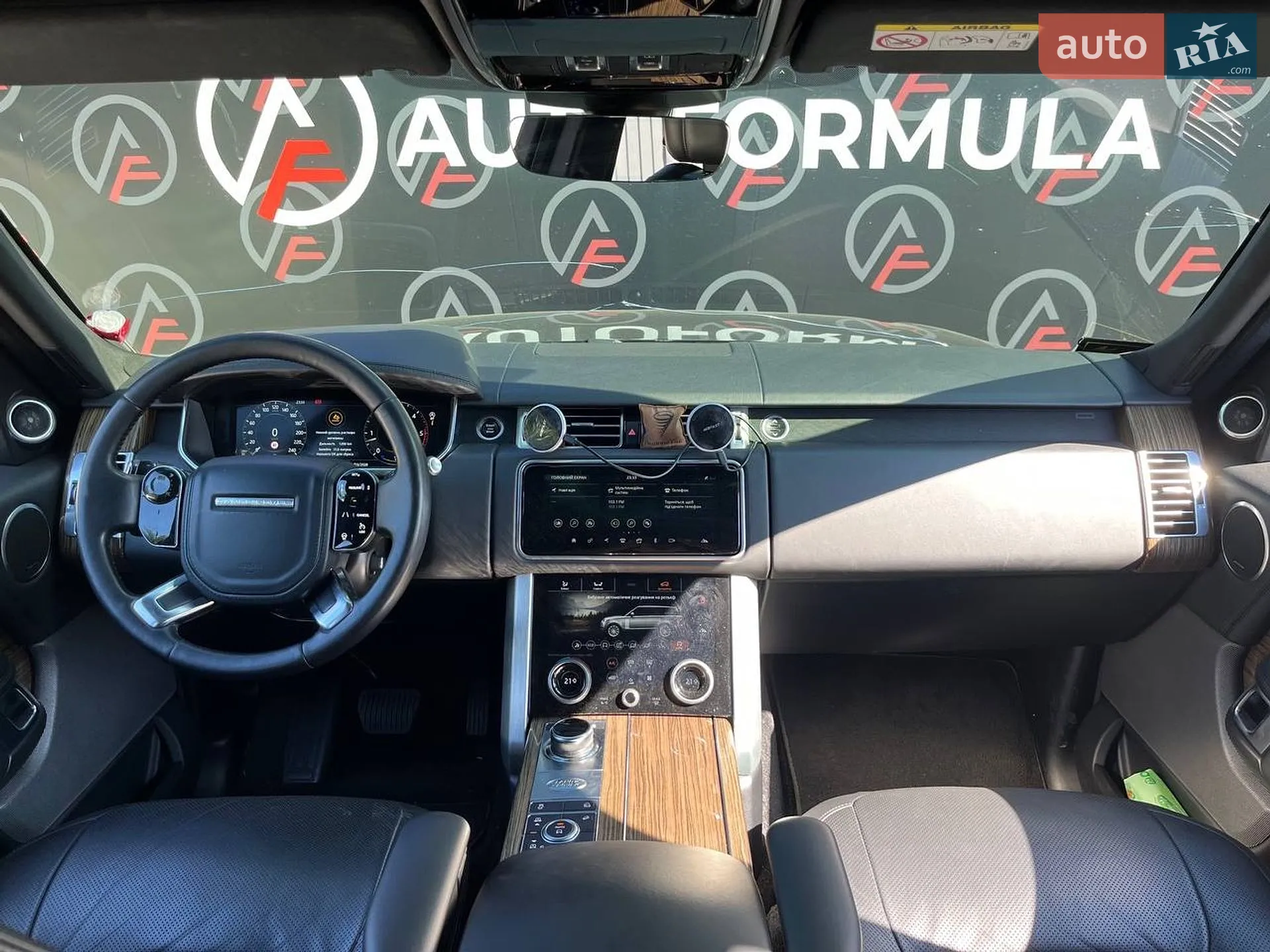 2019 Land Rover Range Rover - мініатюра 16