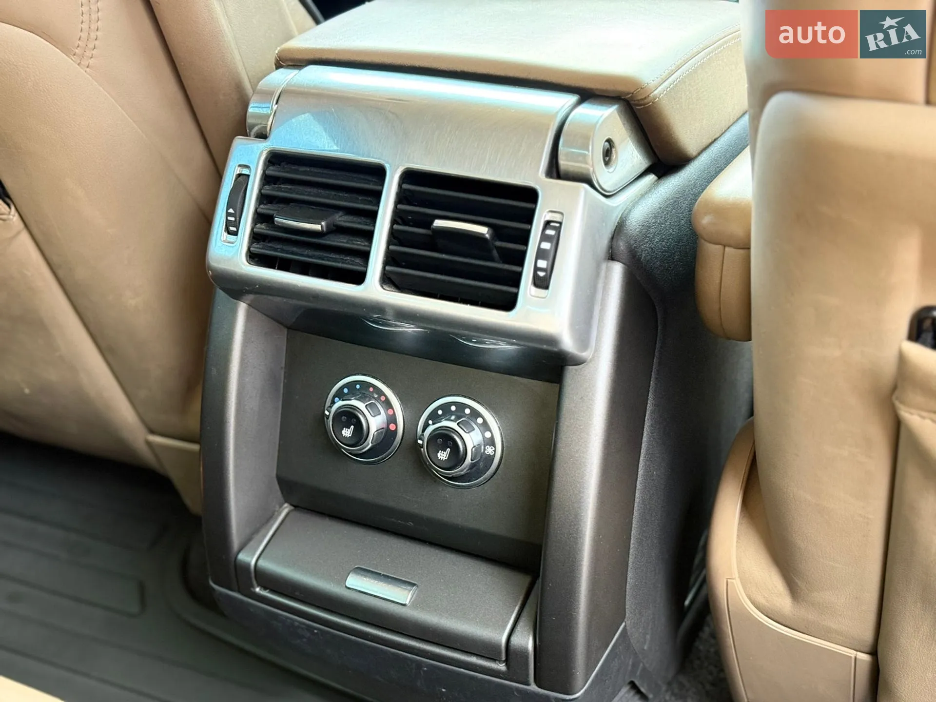2011 Land Rover Range Rover - мініатюра 34