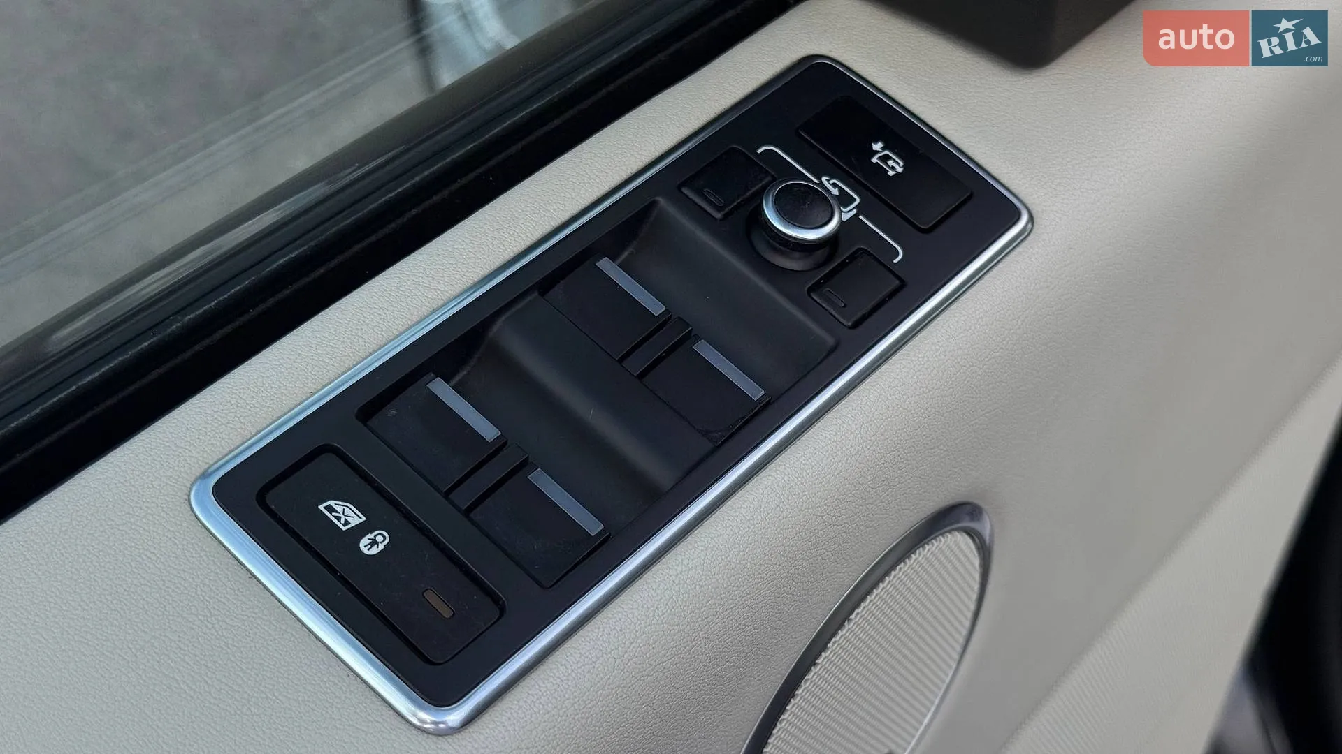 2013 Land Rover Range Rover - мініатюра 19