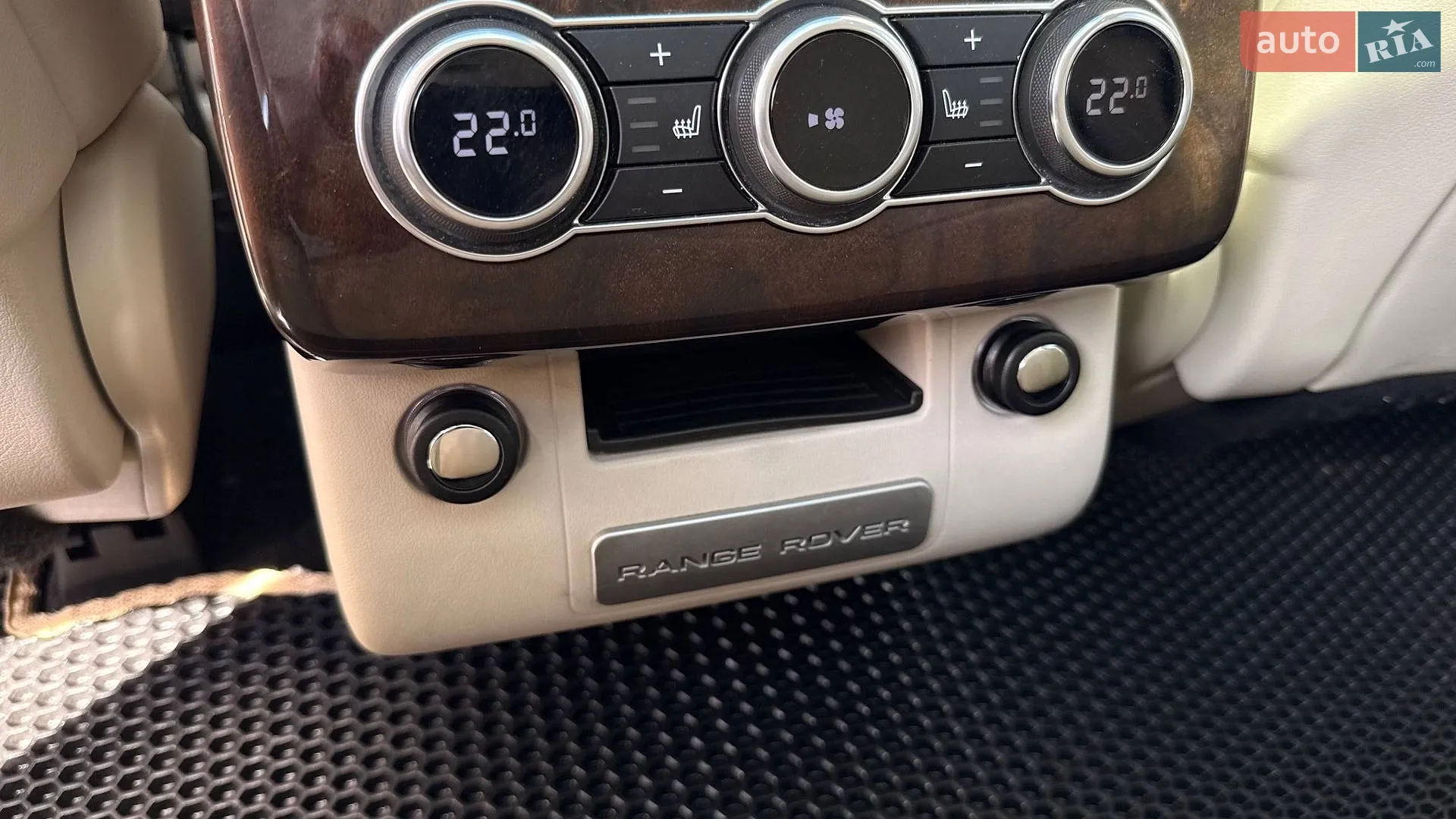 2013 Land Rover Range Rover - мініатюра 47