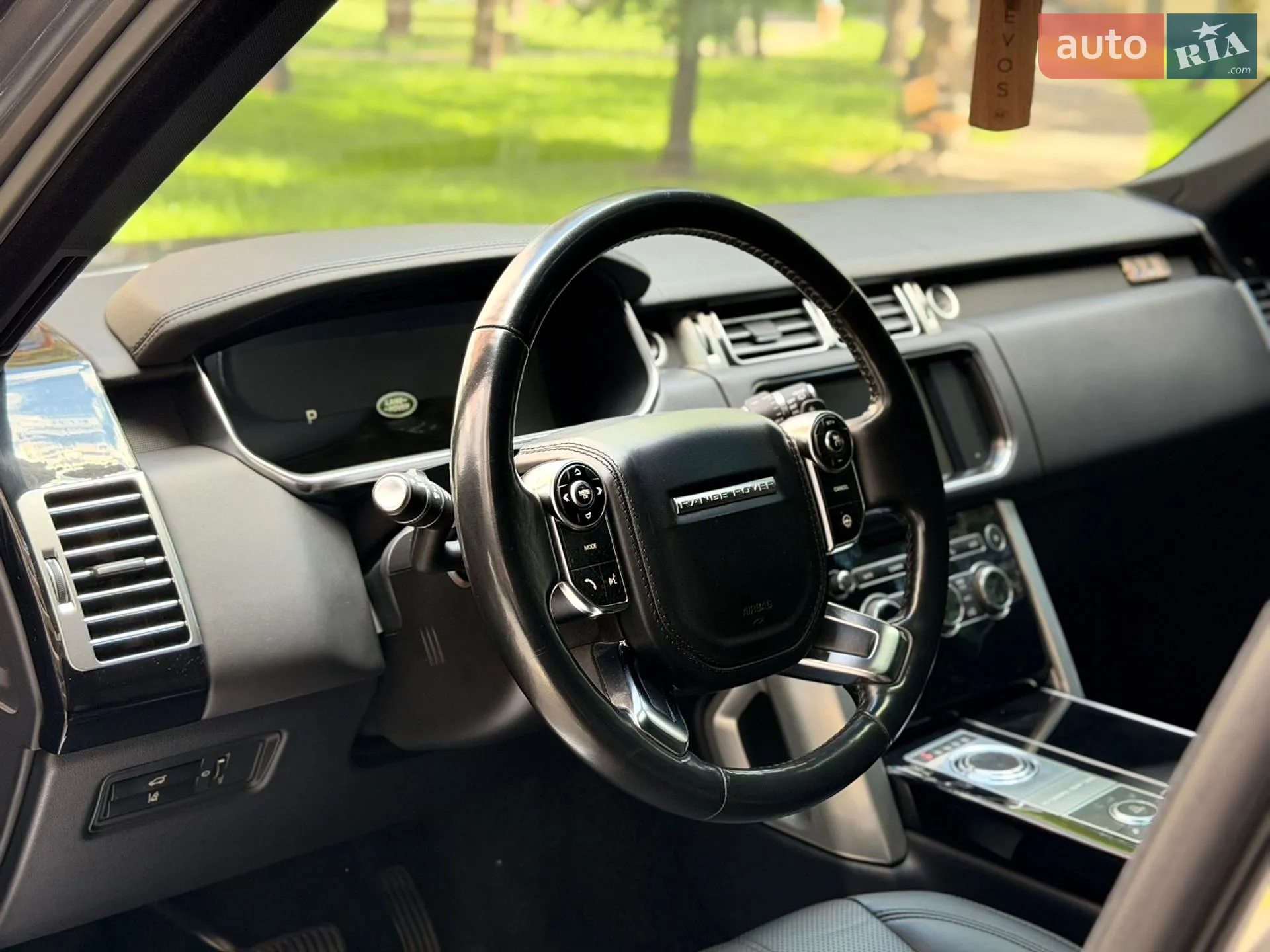 2015 Land Rover Range Rover - мініатюра 29
