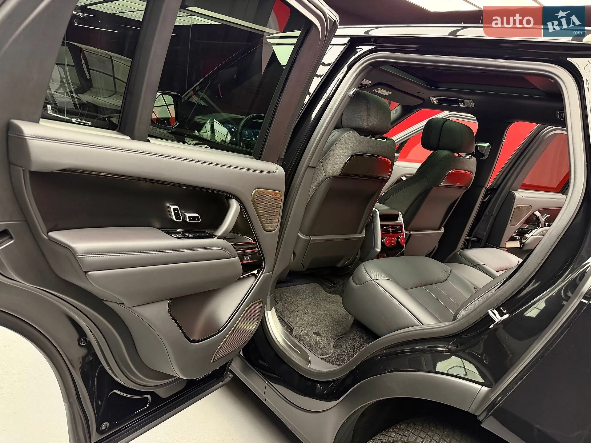 2024 Land Rover Range Rover - мініатюра 38