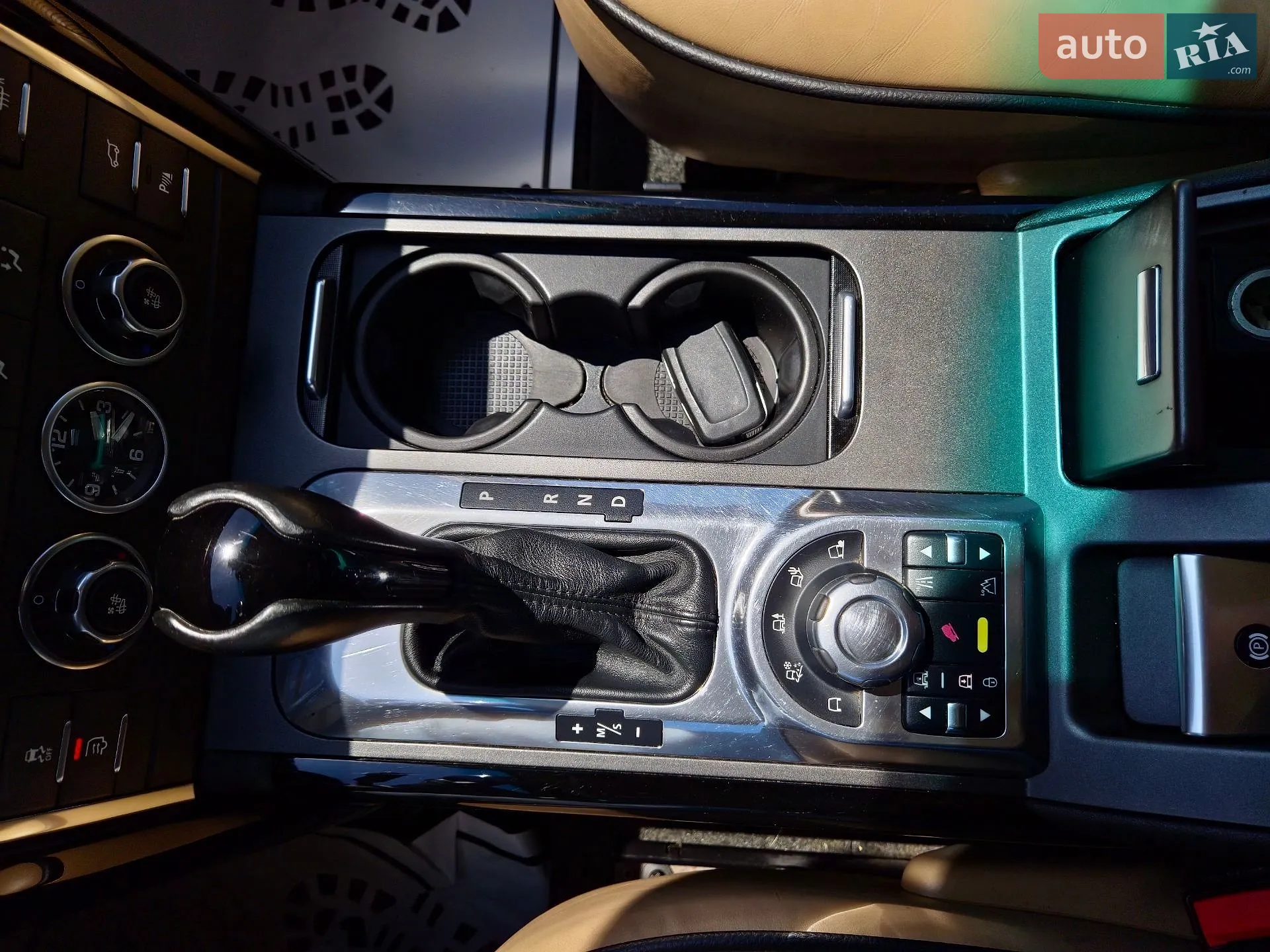2011 Land Rover Range Rover - мініатюра 24