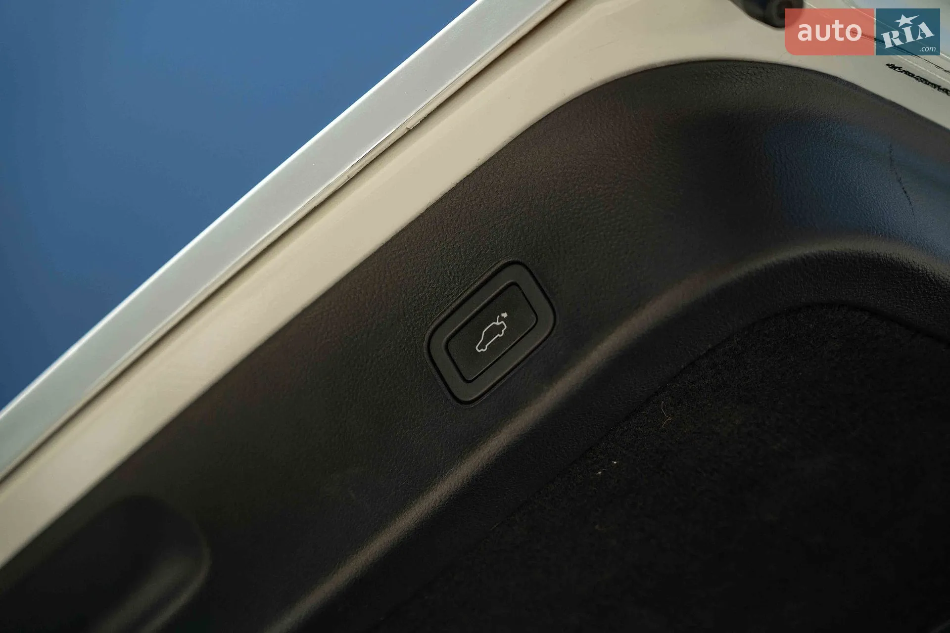 2012 Land Rover Range Rover - мініатюра 18