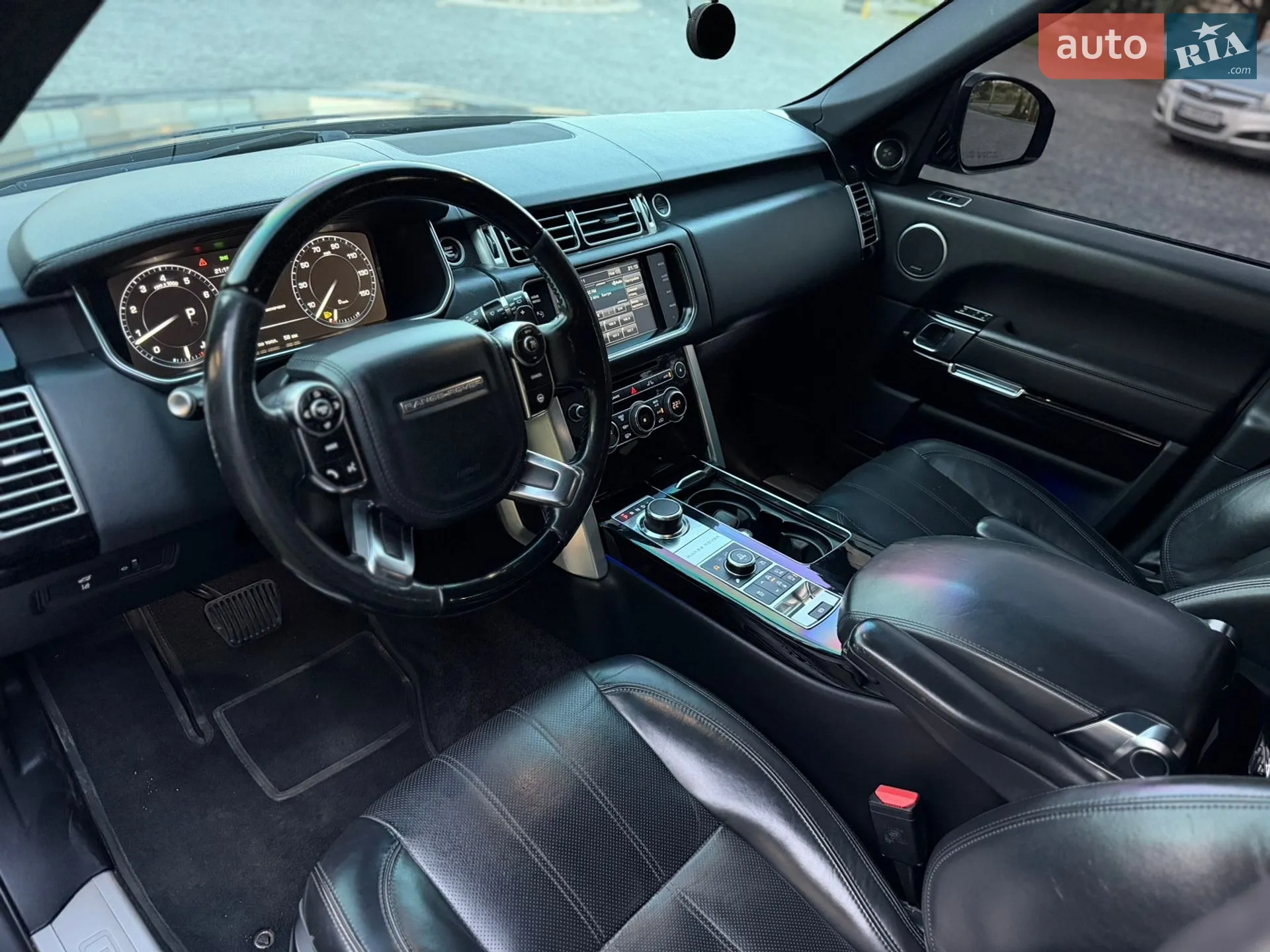 2014 Land Rover Range Rover - мініатюра 26