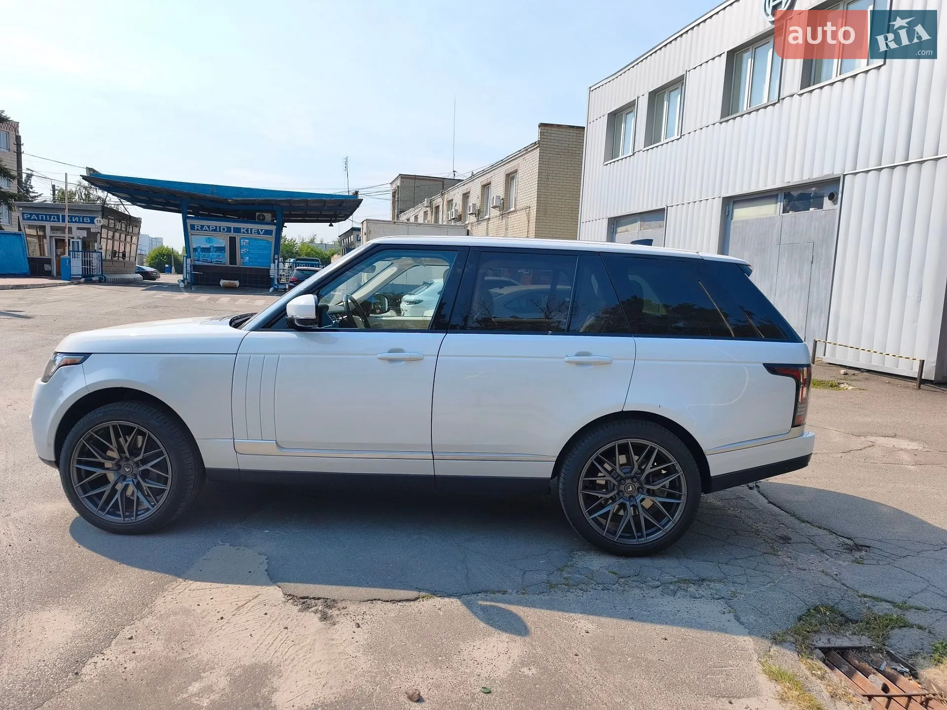 2017 Land Rover Range Rover - мініатюра 8