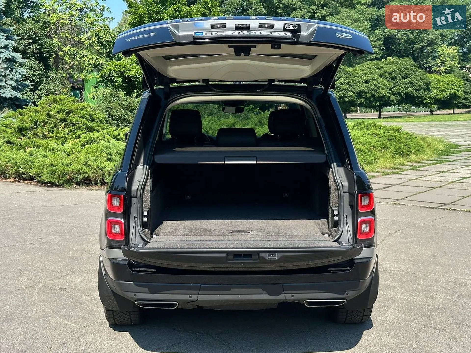 2019 Land Rover Range Rover - мініатюра 29