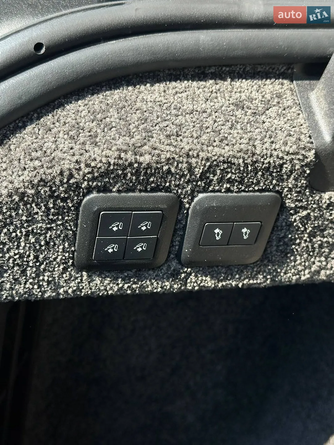 2019 Land Rover Range Rover - мініатюра 32