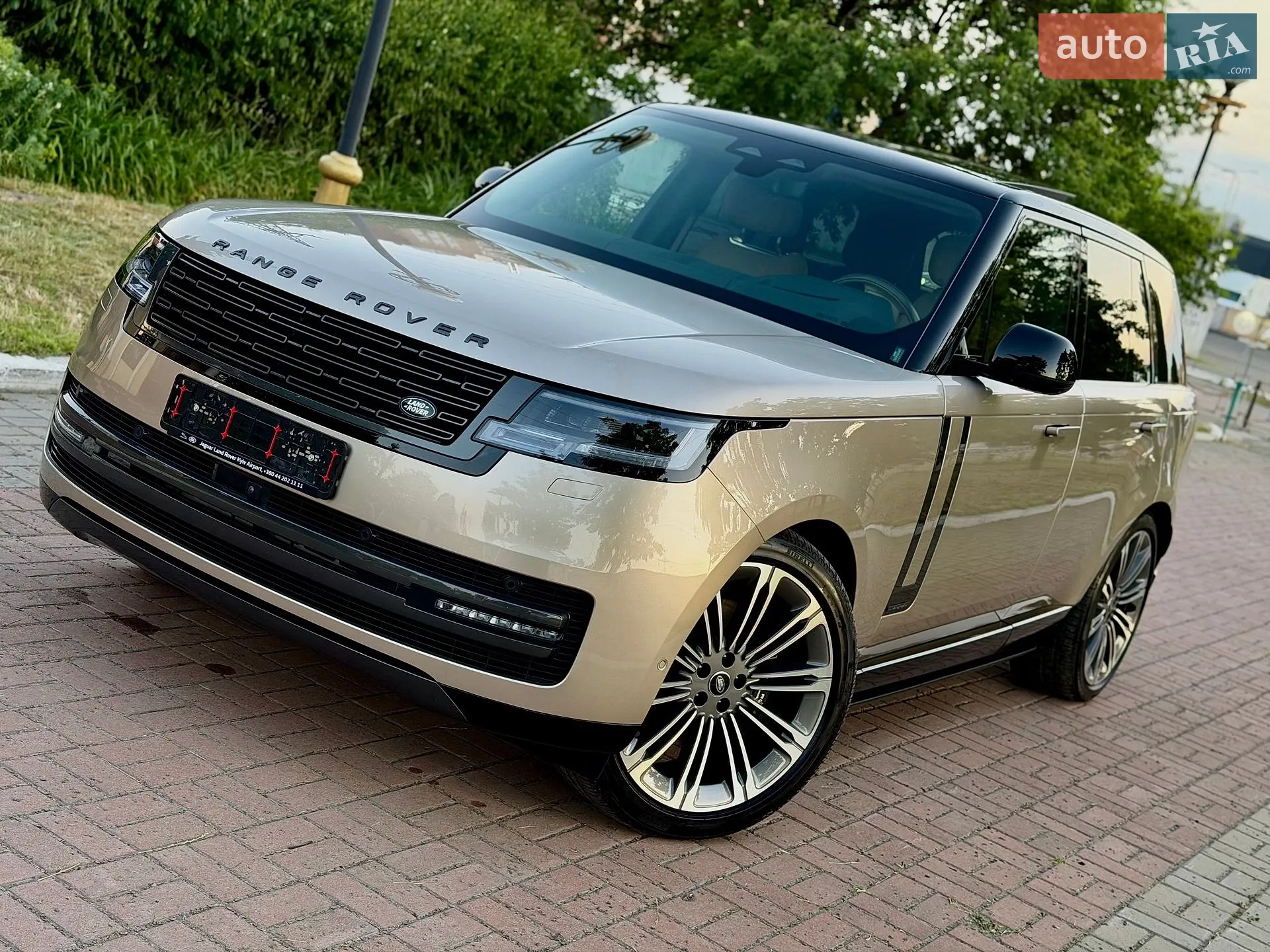 2025 Land Rover Range Rover - мініатюра 11