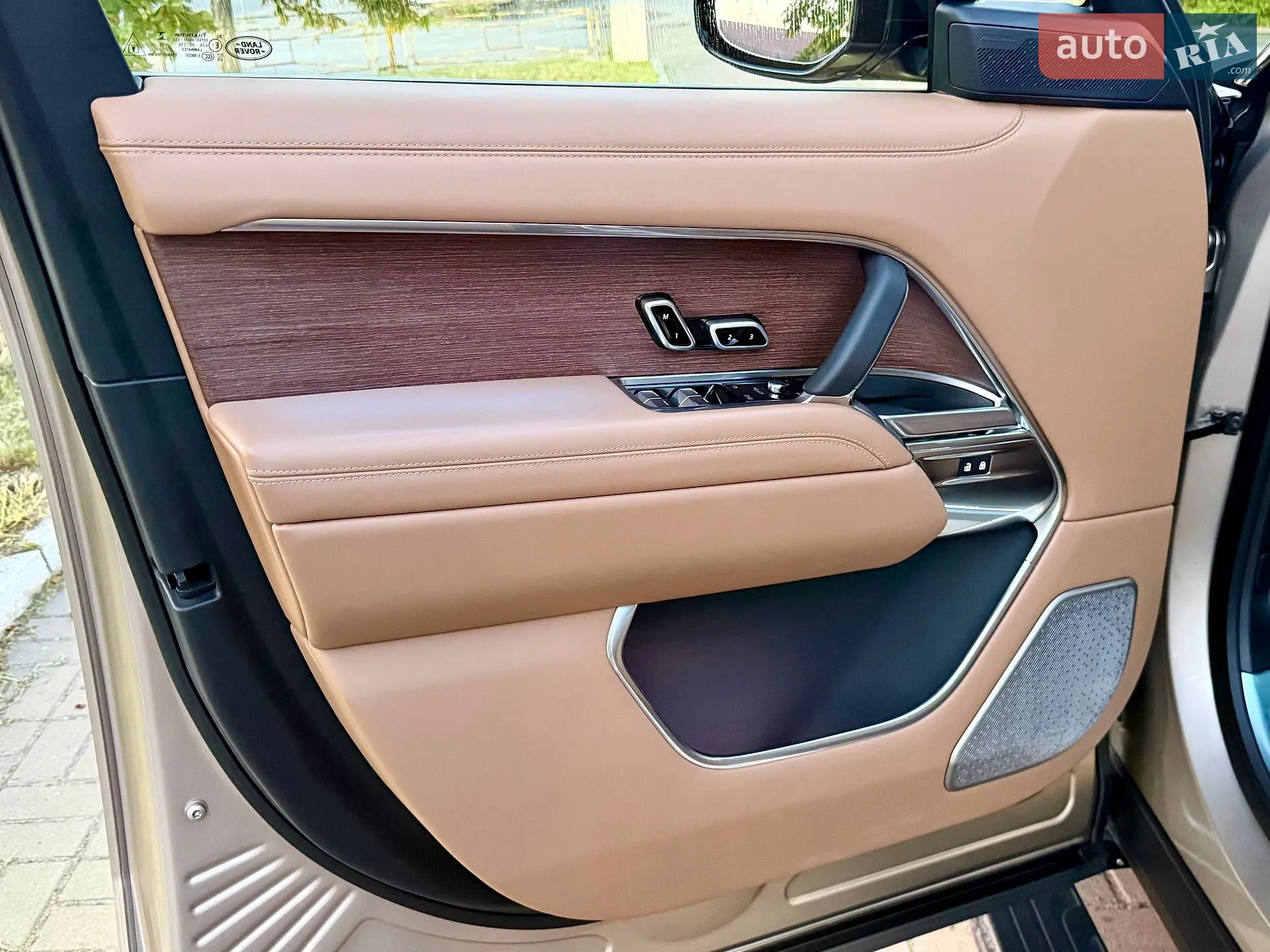 2025 Land Rover Range Rover - мініатюра 61