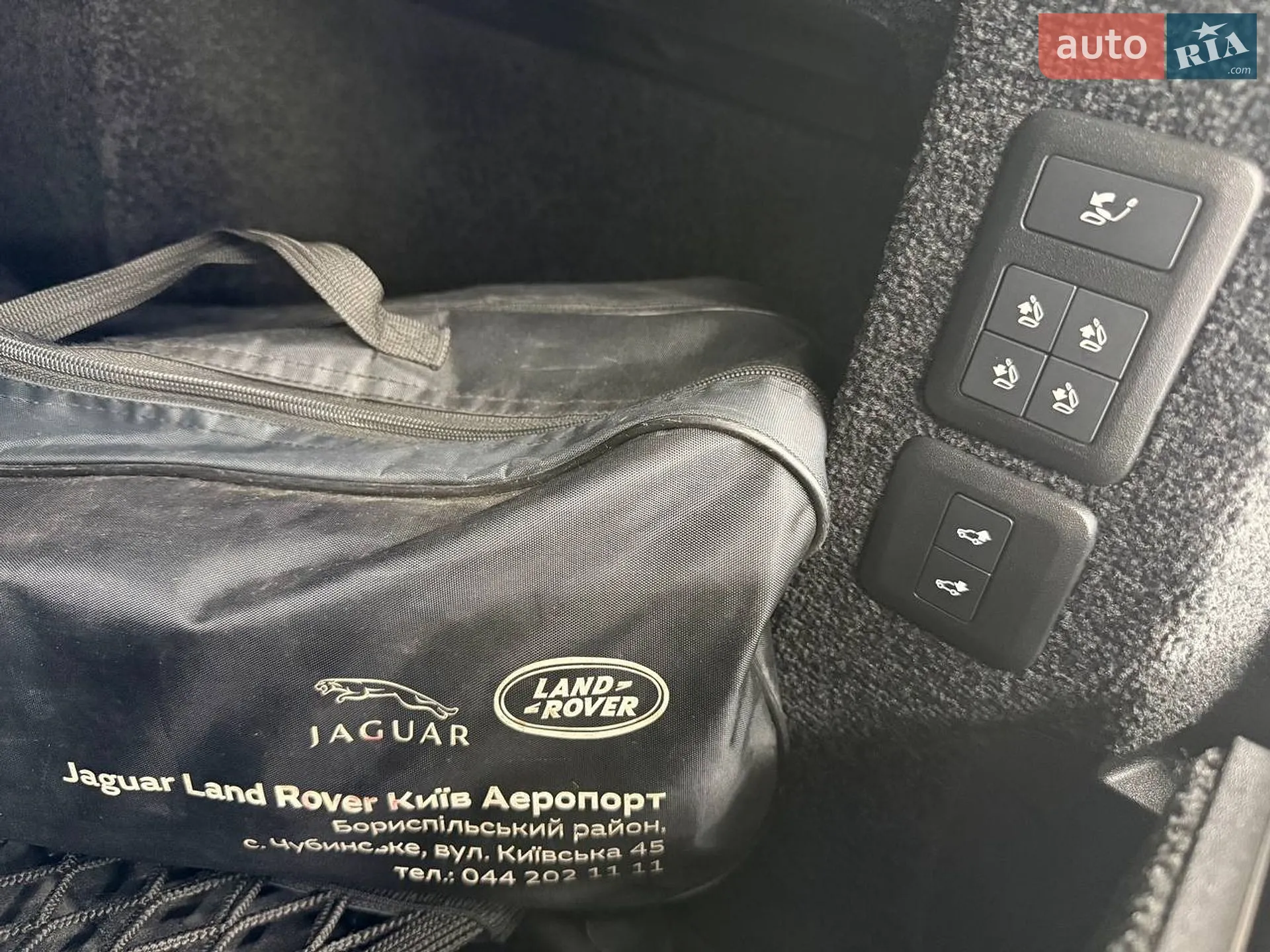 2019 Land Rover Range Rover - мініатюра 24