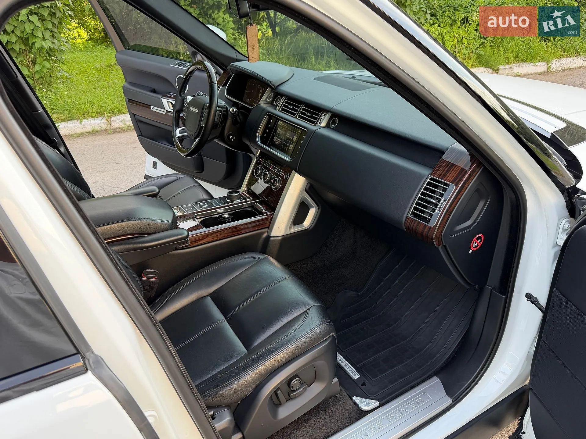 2016 Land Rover Range Rover - мініатюра 23