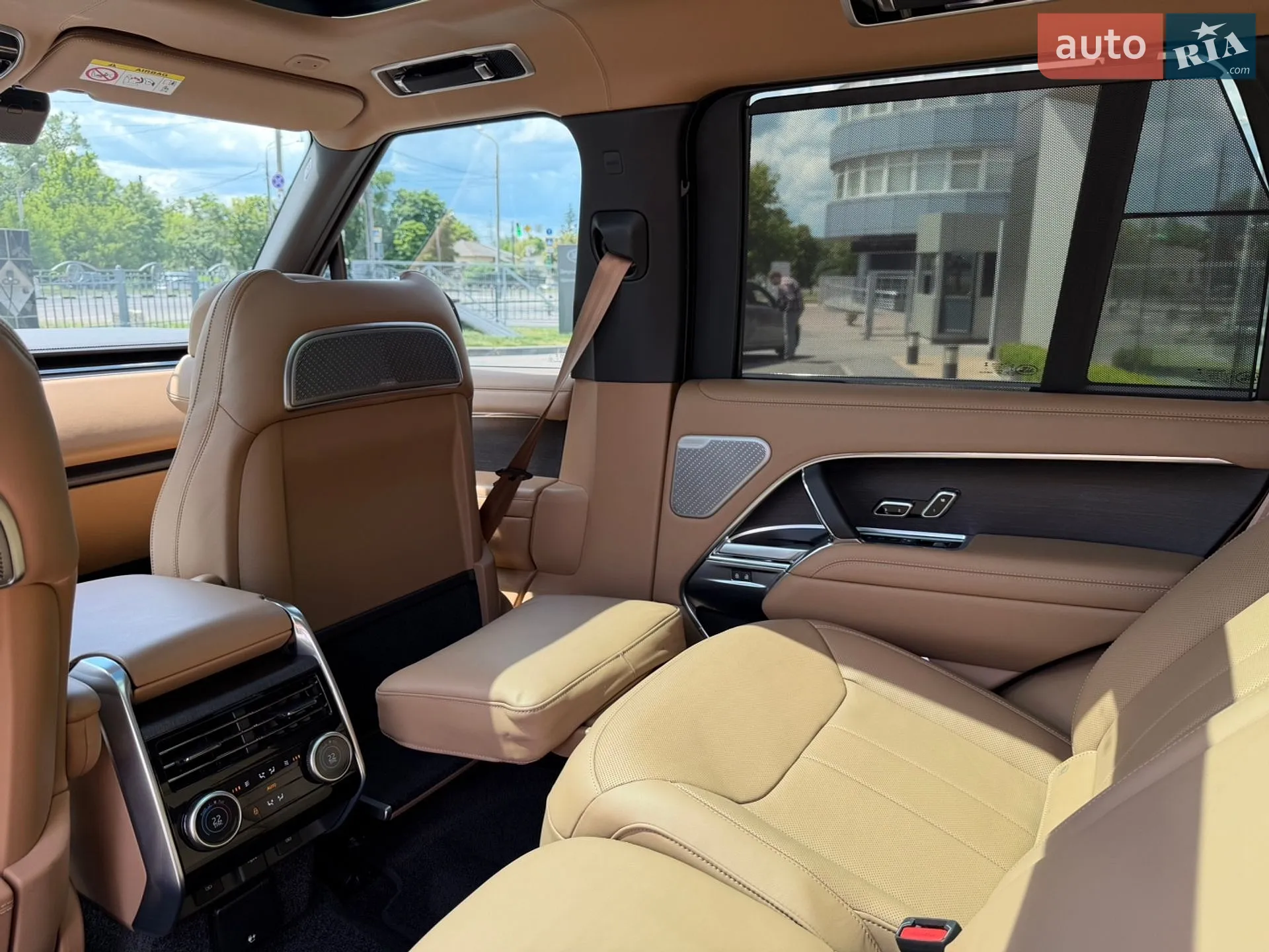 2025 Land Rover Range Rover - мініатюра 36