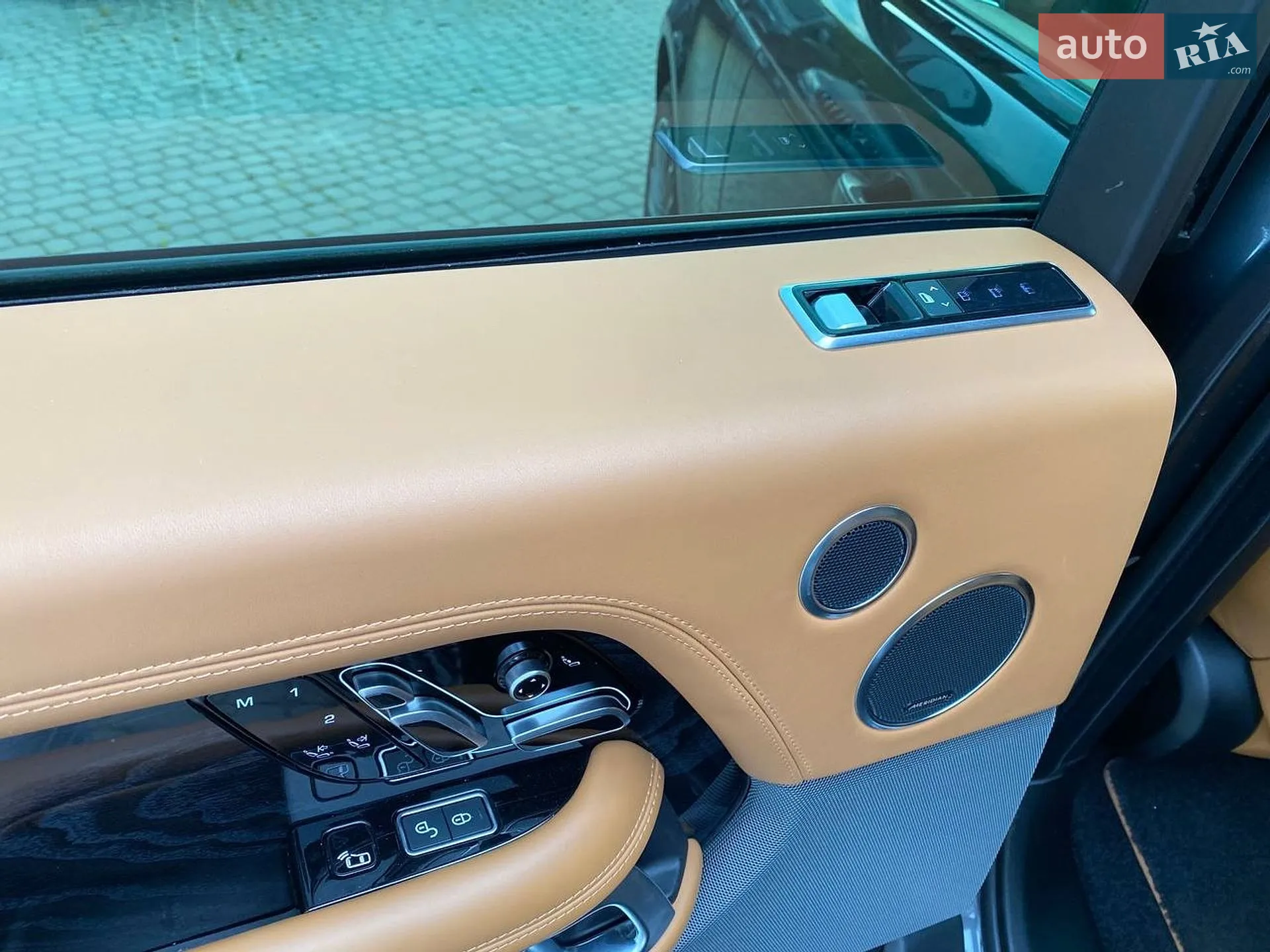 2020 Land Rover Range Rover - мініатюра 23