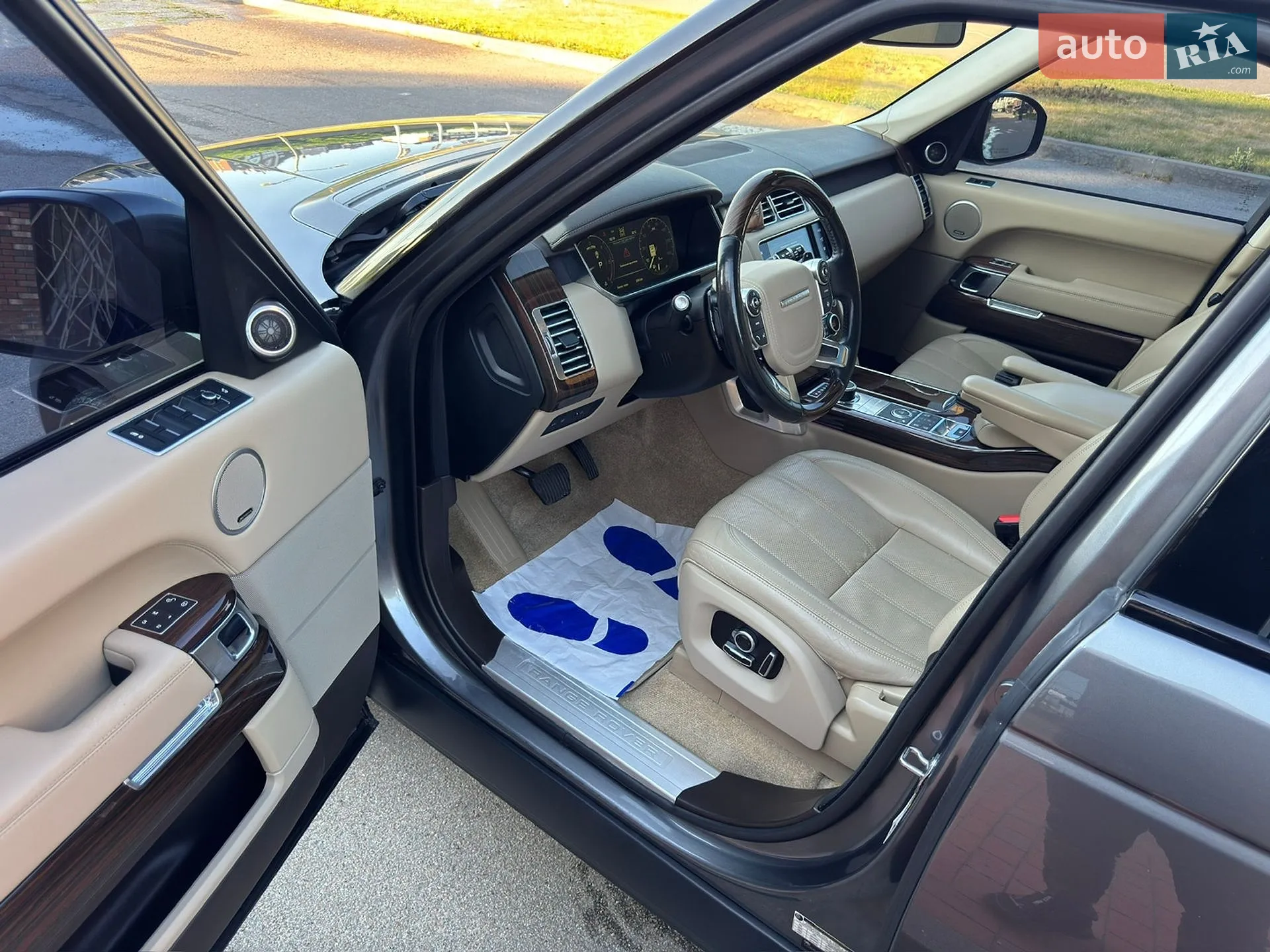 2015 Land Rover Range Rover - мініатюра 21