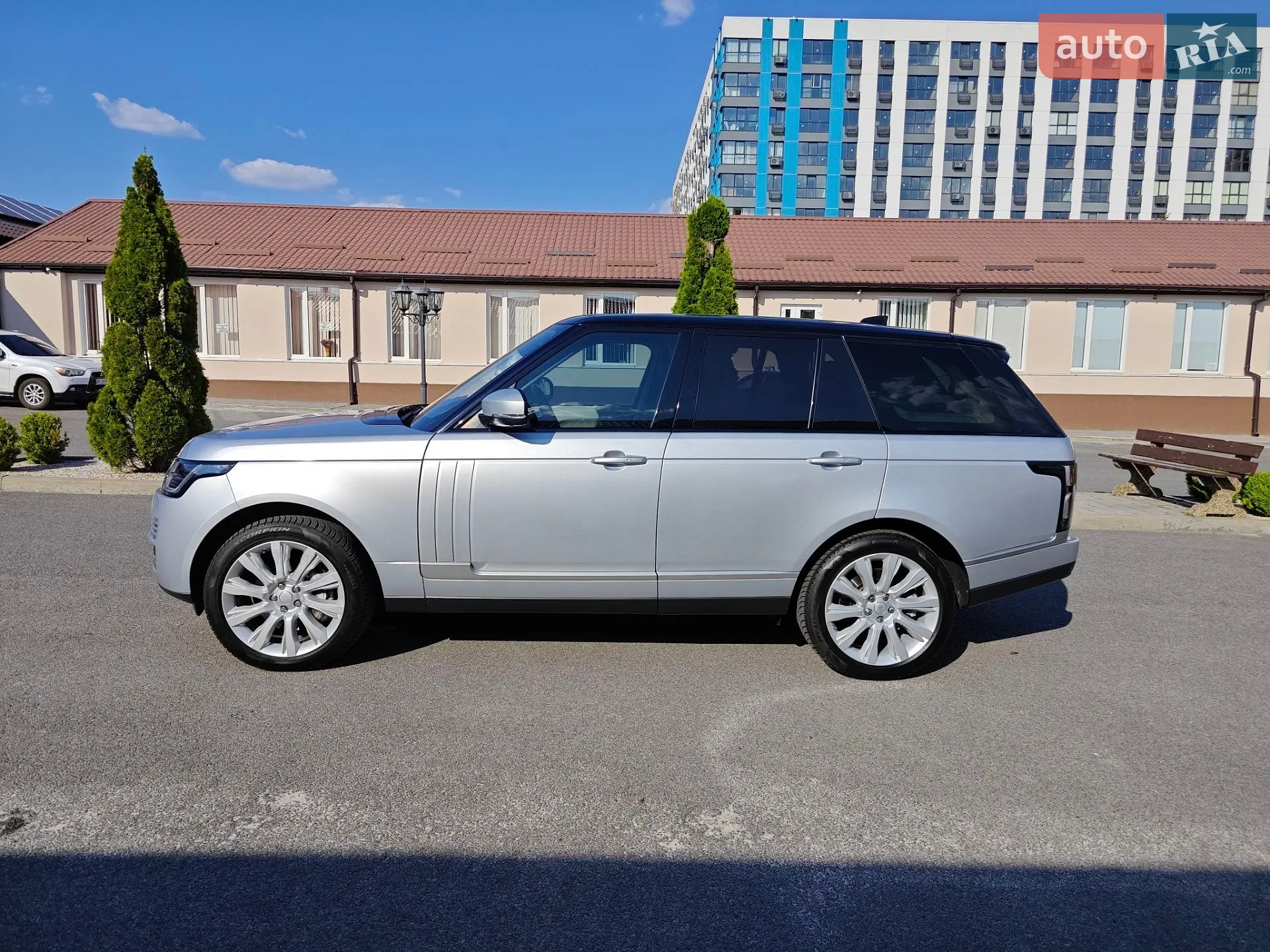2017 Land Rover Range Rover - мініатюра 2