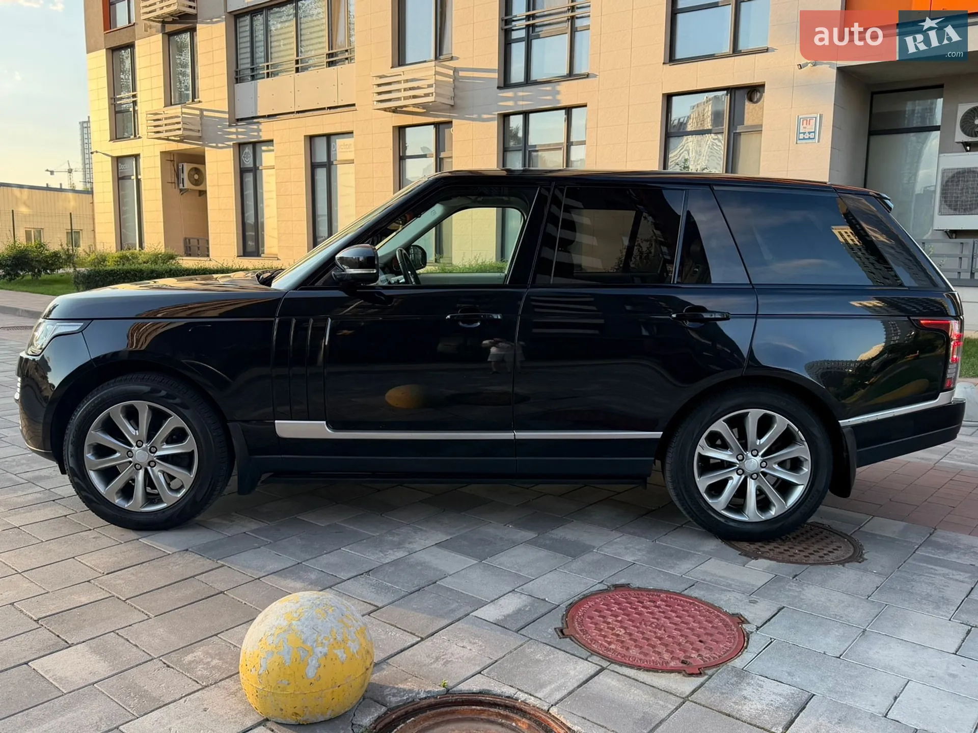 2016 Land Rover Range Rover - мініатюра 3