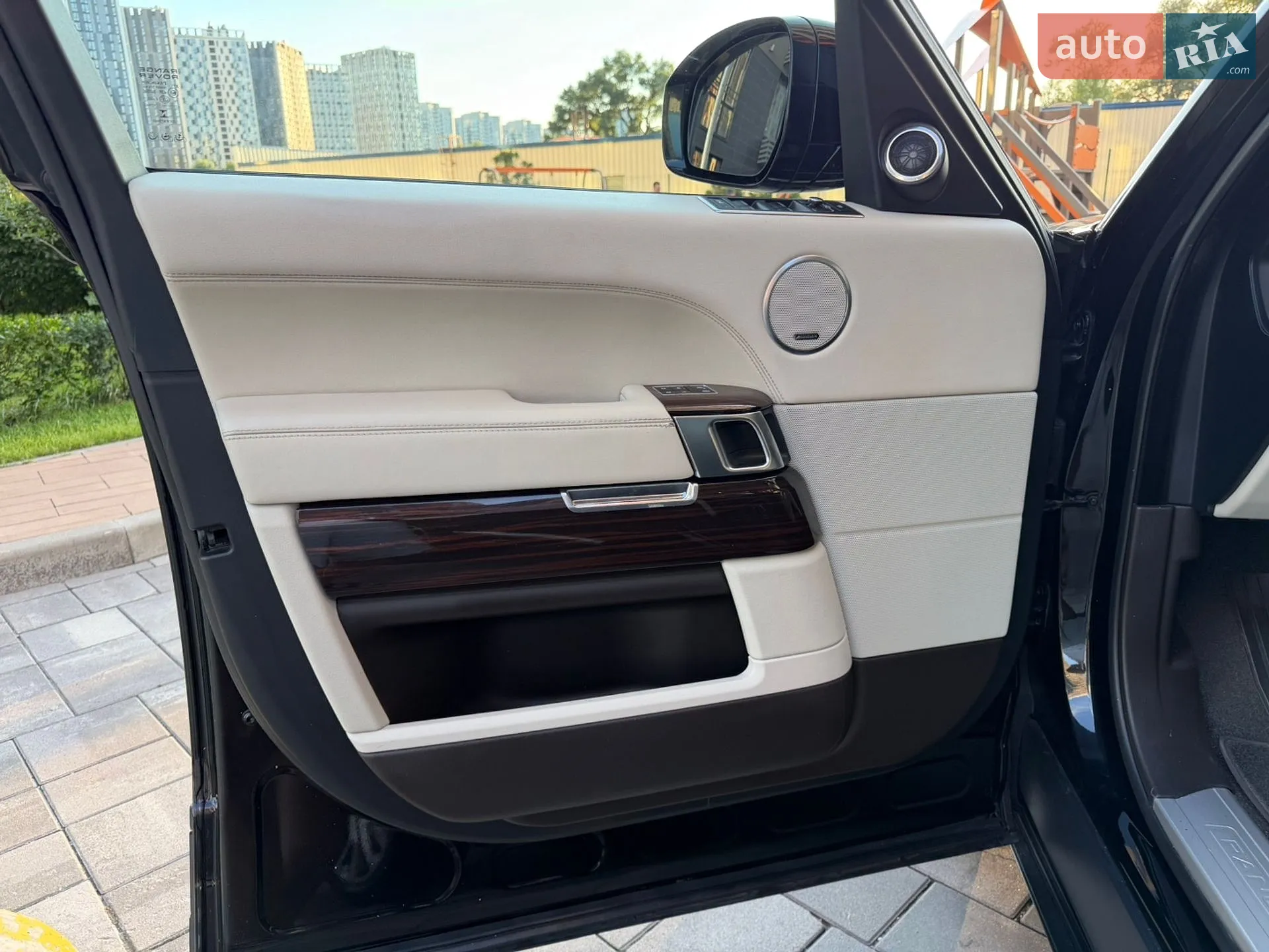 2016 Land Rover Range Rover - мініатюра 15