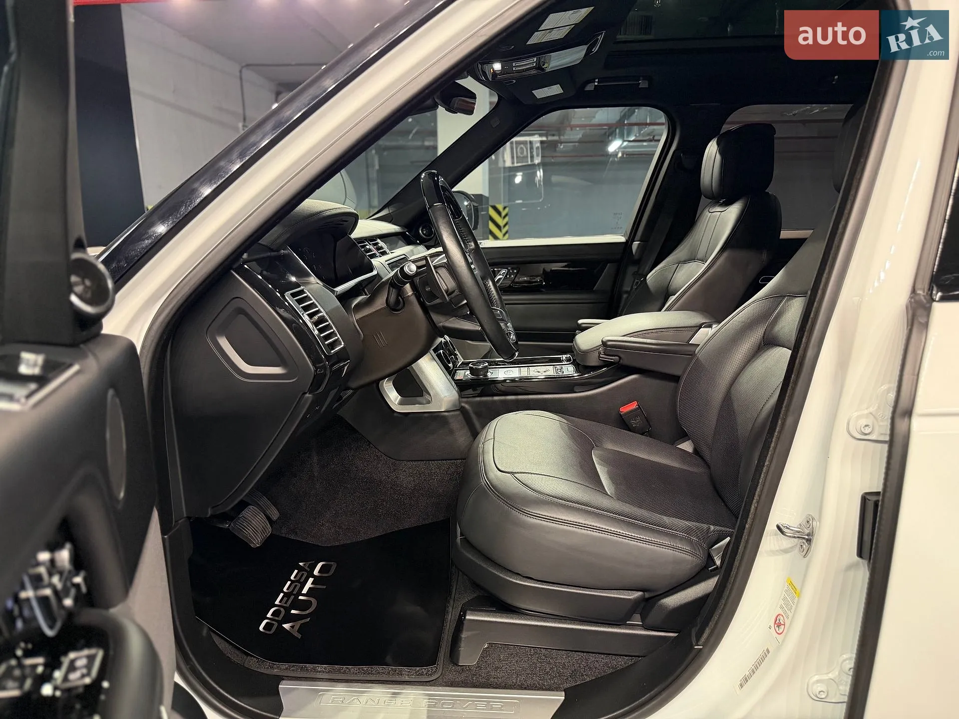 2018 Land Rover Range Rover - мініатюра 15