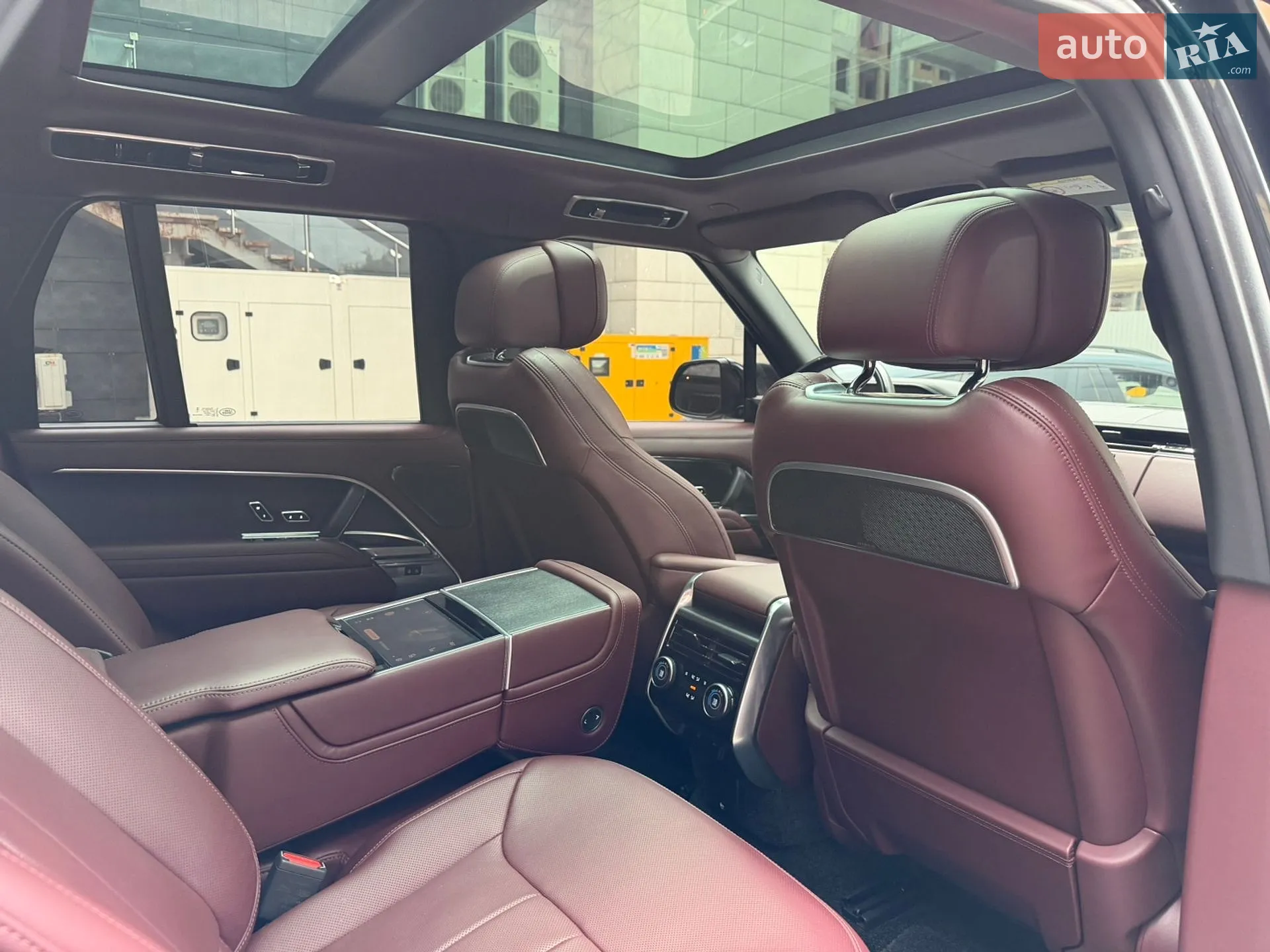 2024 Land Rover Range Rover - мініатюра 46