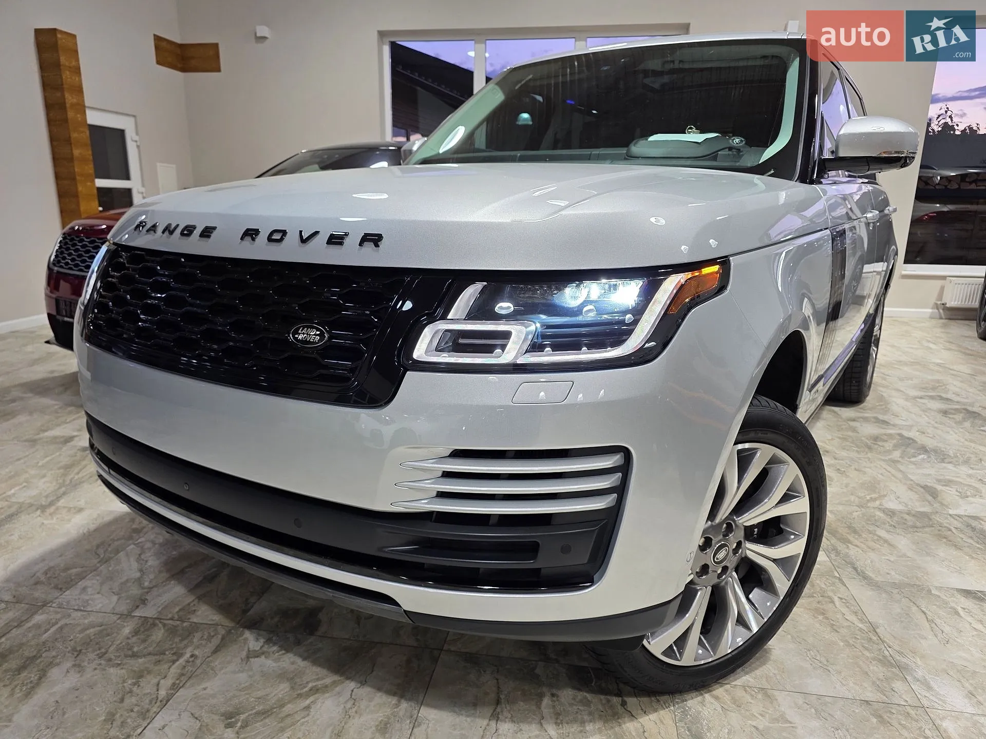 2019 Land Rover Range Rover - фото 1