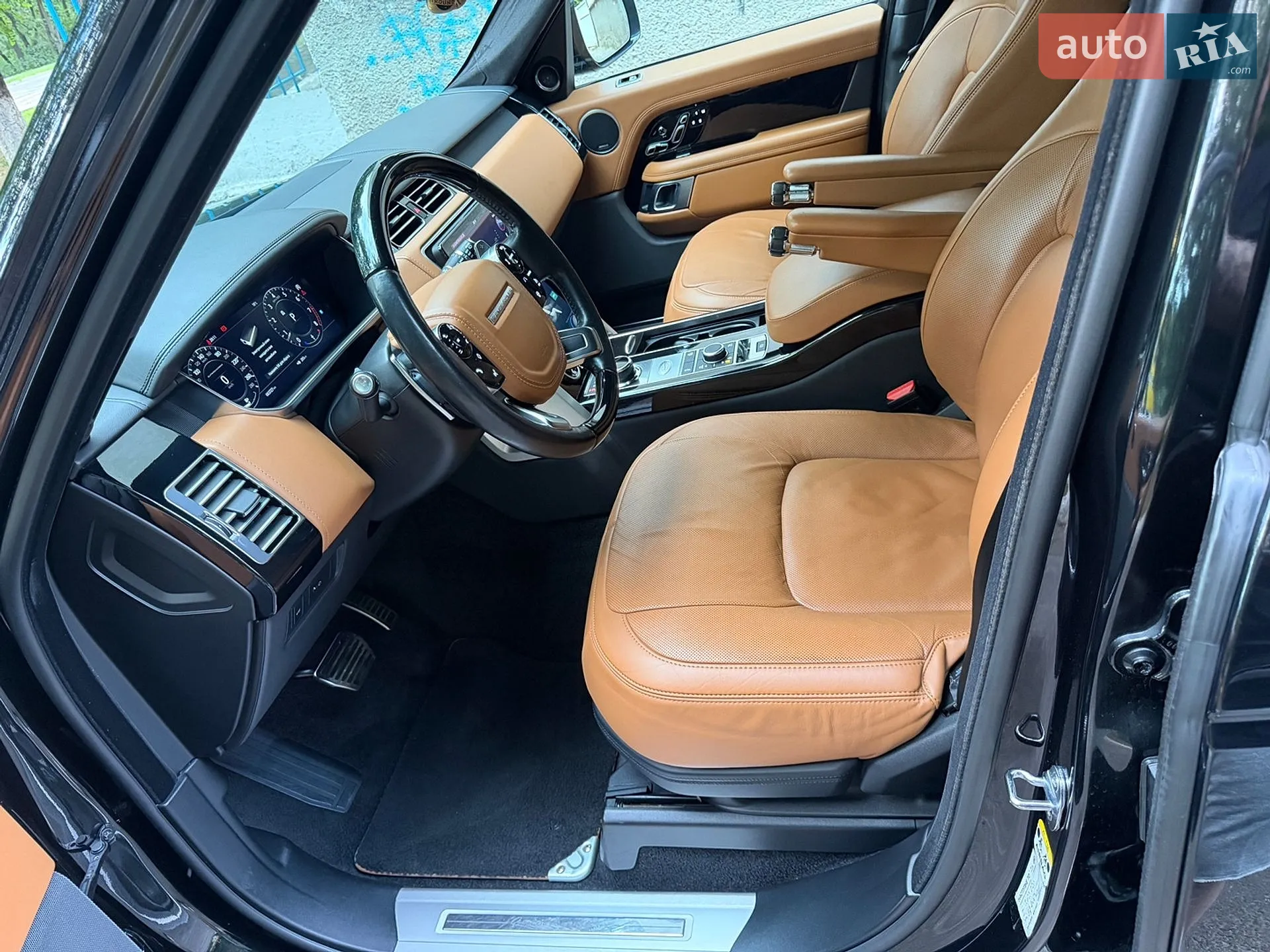 2018 Land Rover Range Rover - мініатюра 23