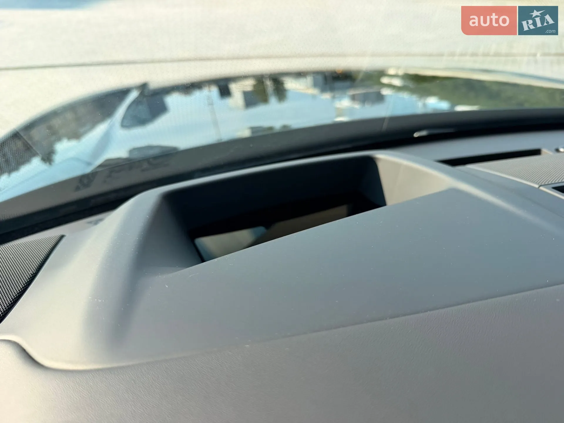 2025 Land Rover Range Rover - мініатюра 24
