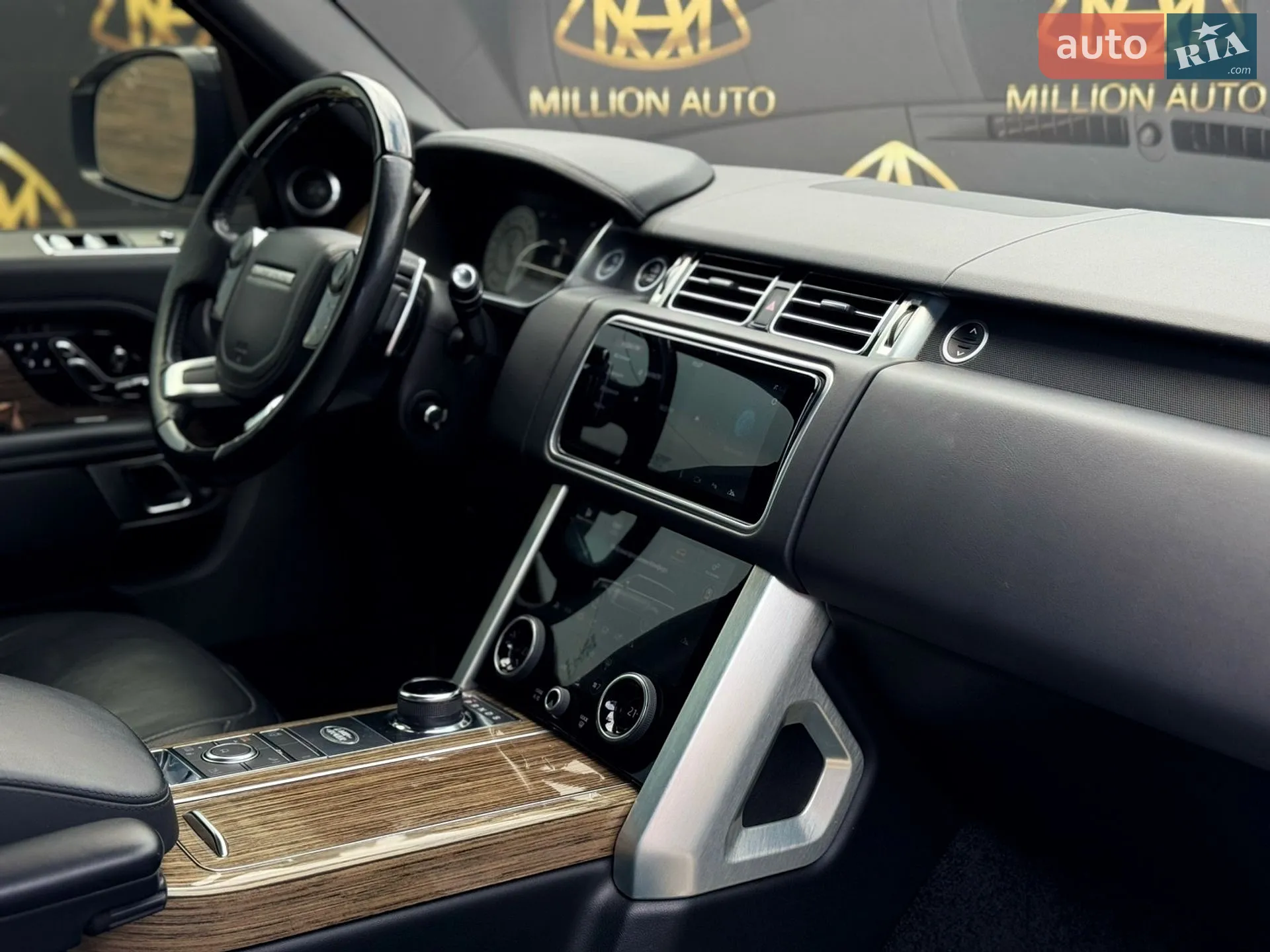 2019 Land Rover Range Rover - мініатюра 17