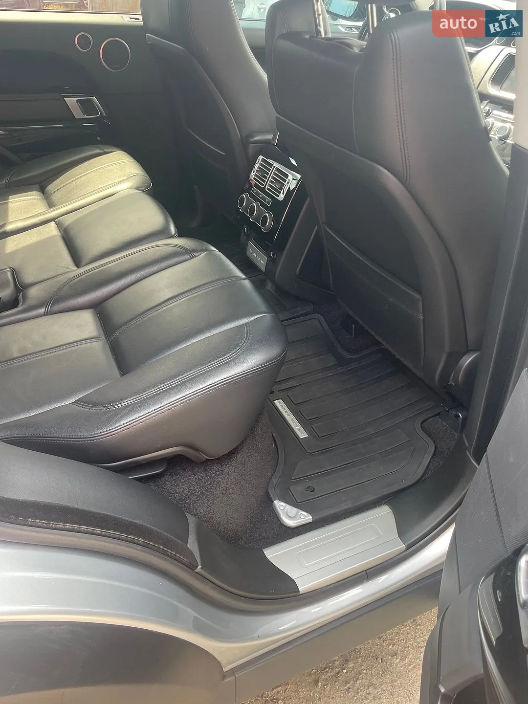 2017 Land Rover Range Rover - мініатюра 6