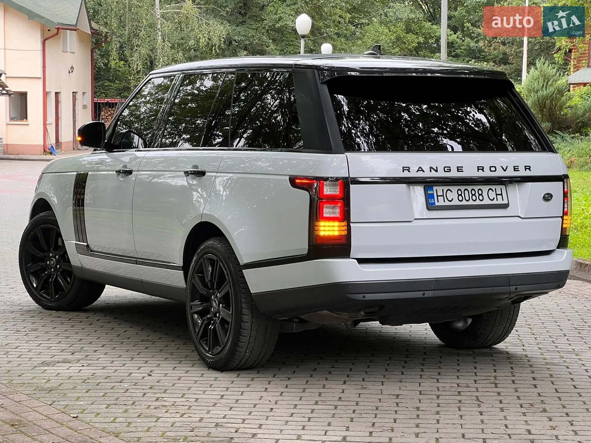 2016 Land Rover Range Rover - мініатюра 22