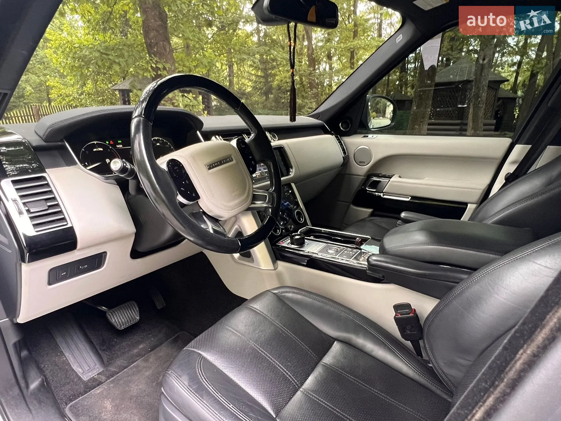 2016 Land Rover Range Rover - мініатюра 29