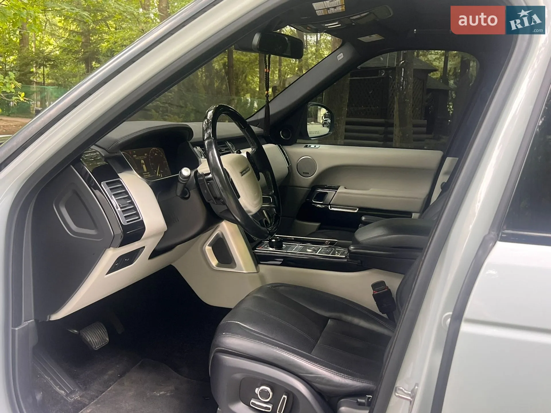 2016 Land Rover Range Rover - мініатюра 32