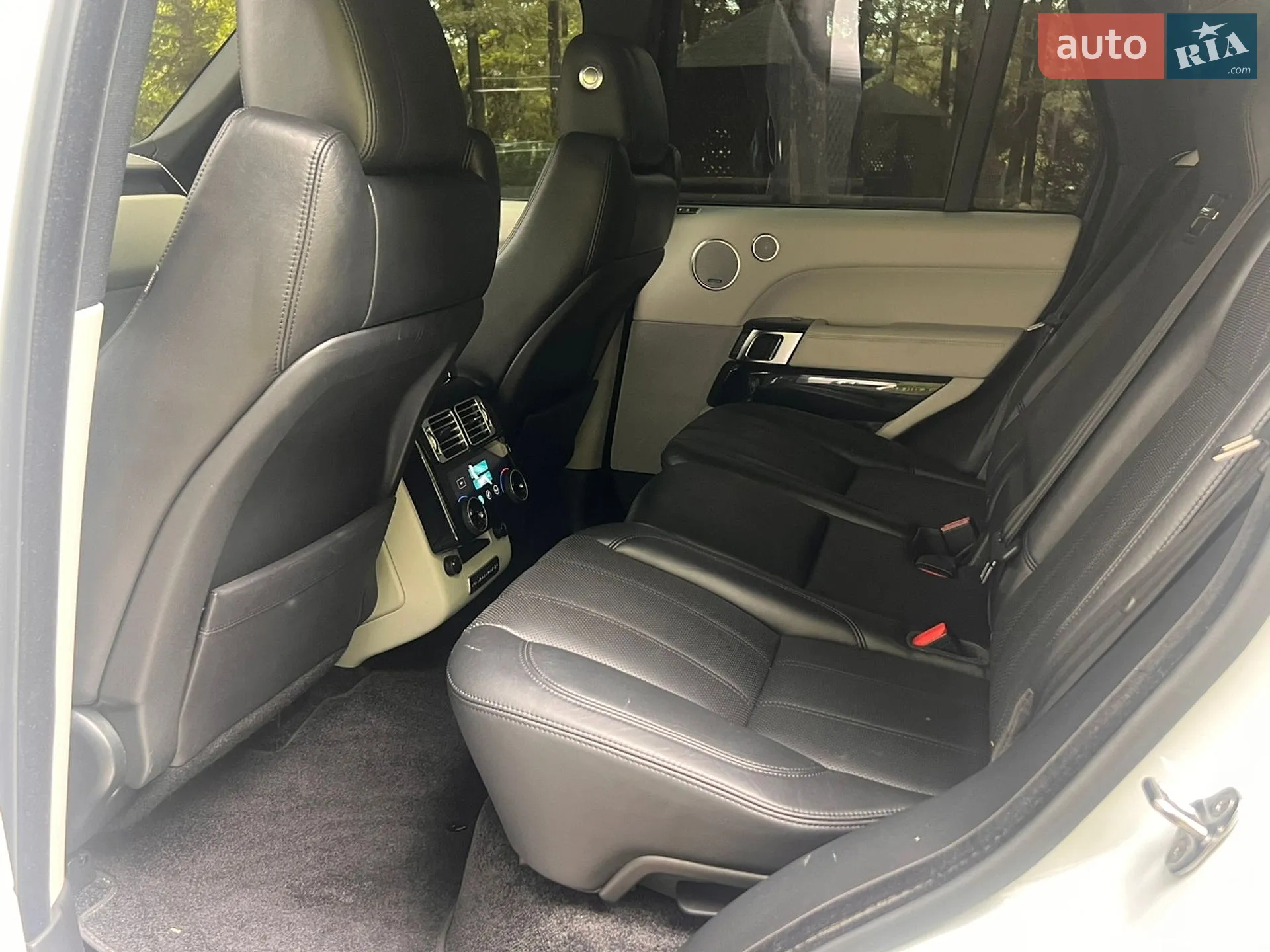 2016 Land Rover Range Rover - мініатюра 34