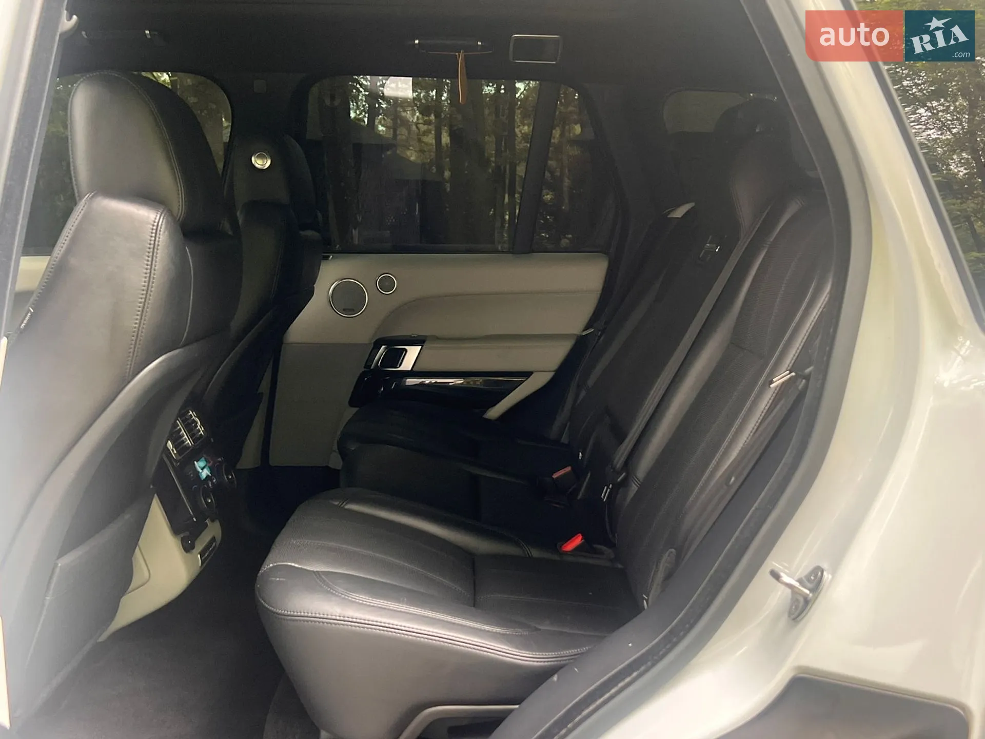 2016 Land Rover Range Rover - мініатюра 36