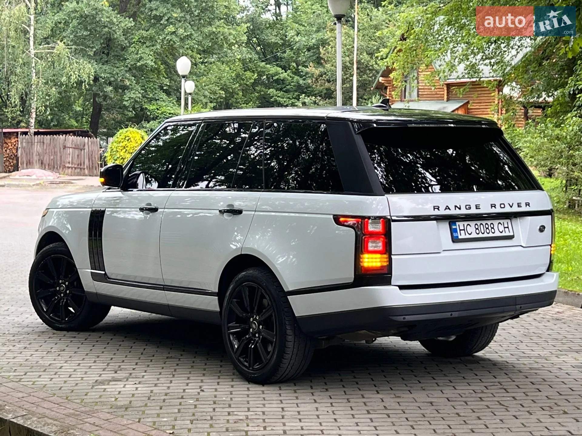 2016 Land Rover Range Rover - мініатюра 24