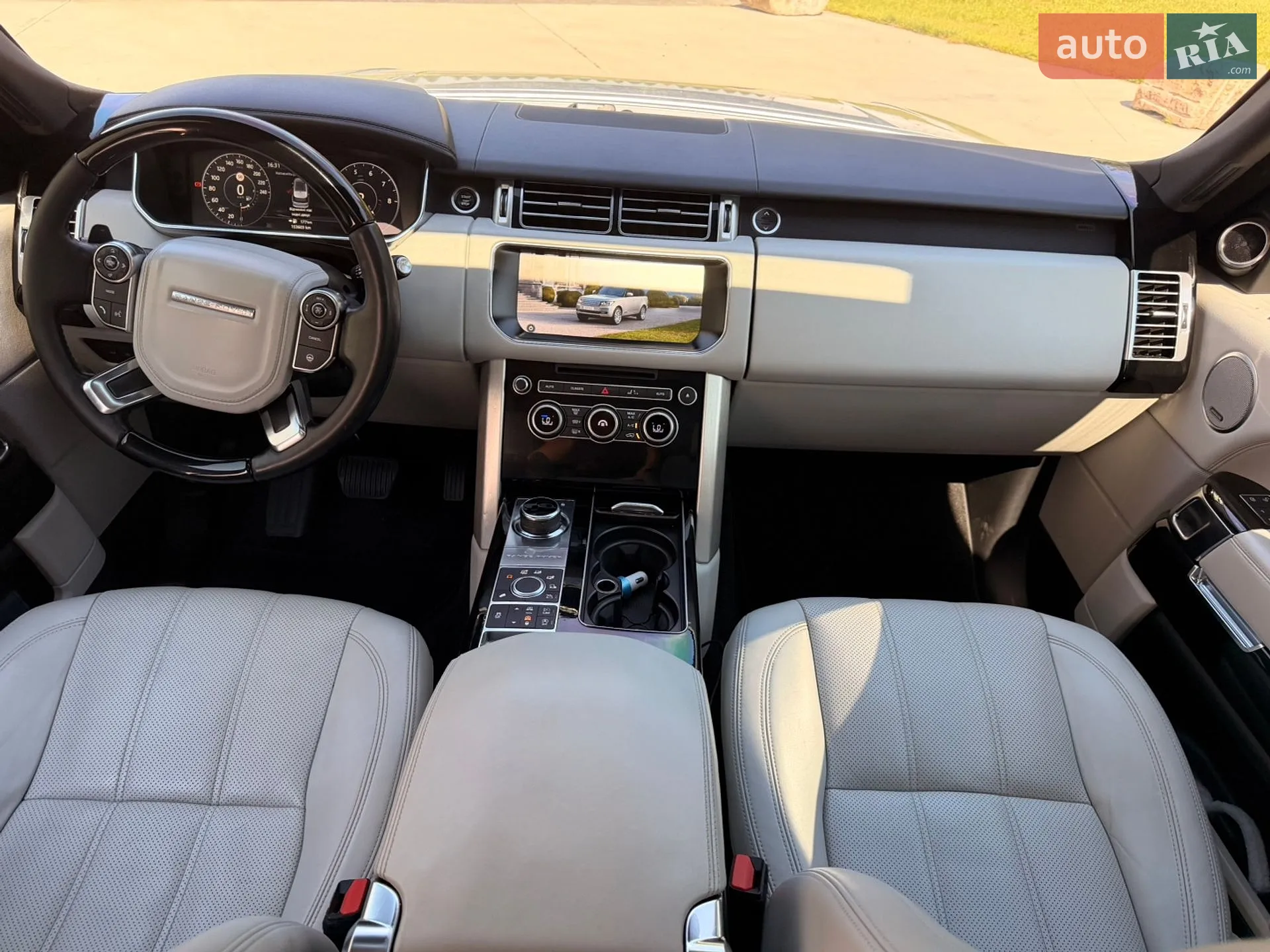 2017 Land Rover Range Rover - мініатюра 21