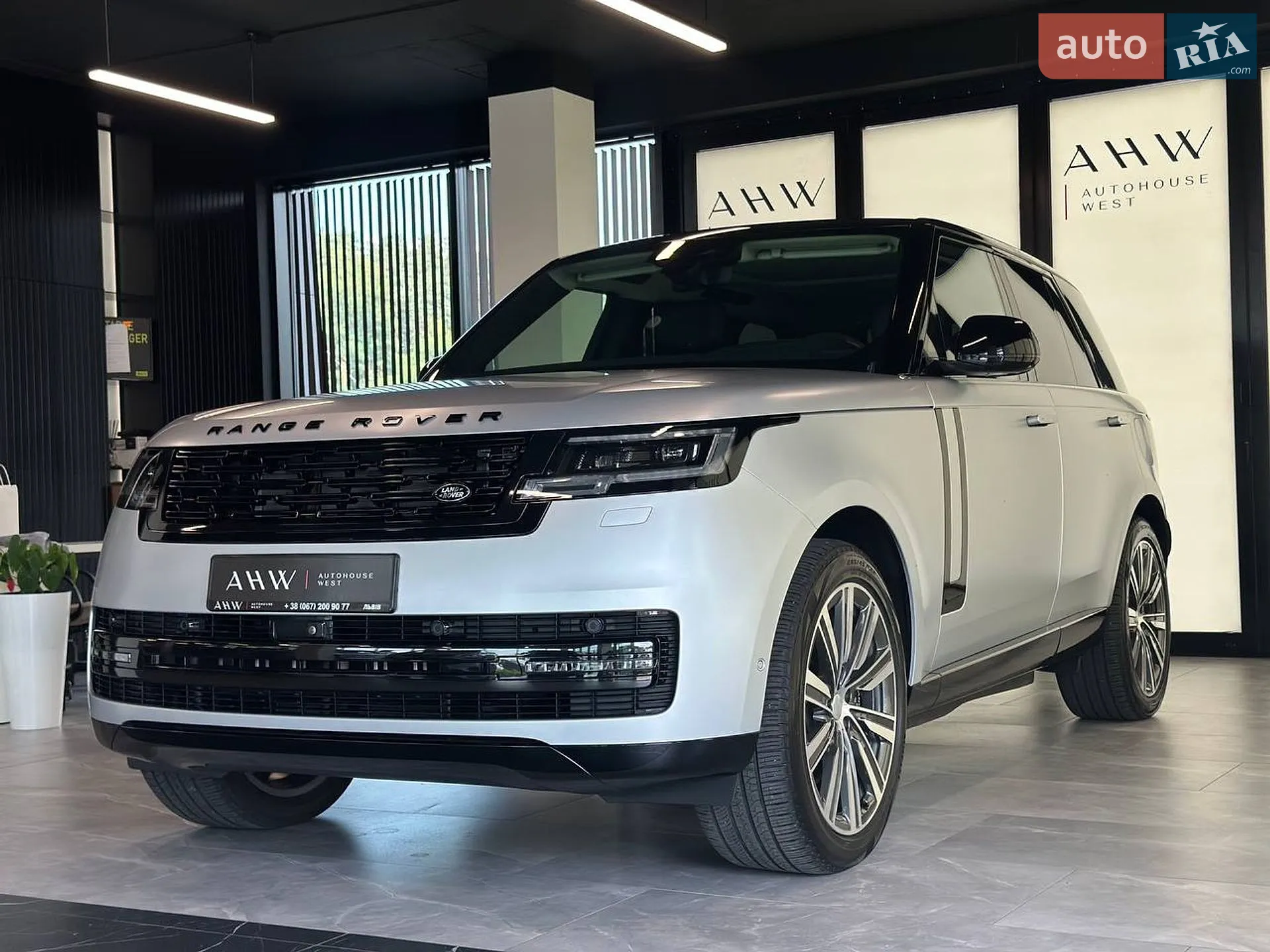 2024 Land Rover Range Rover - мініатюра 9