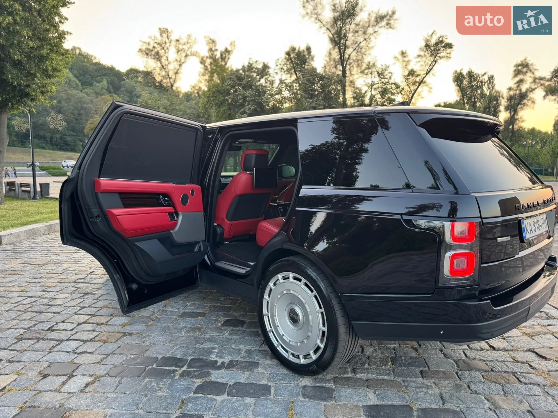 2018 Land Rover Range Rover - мініатюра 26