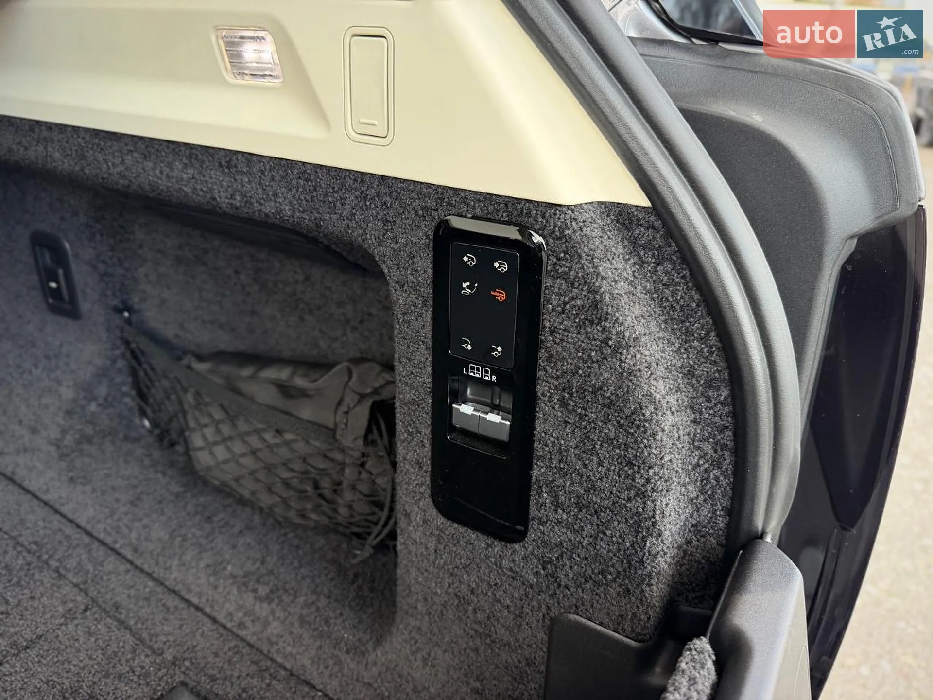 2023 Land Rover Range Rover - мініатюра 39