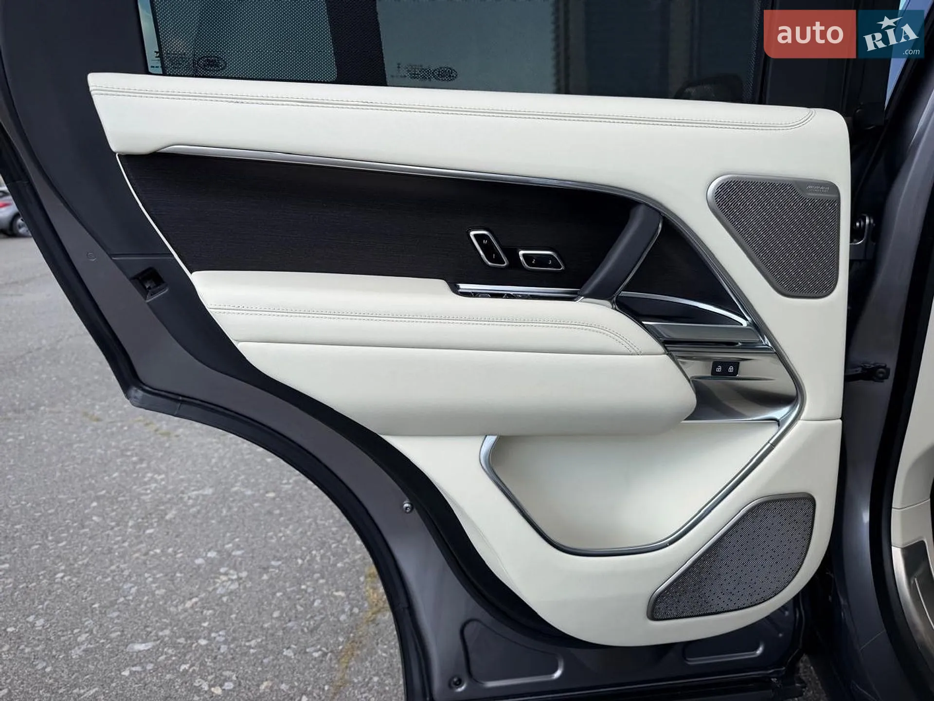 2023 Land Rover Range Rover - мініатюра 52