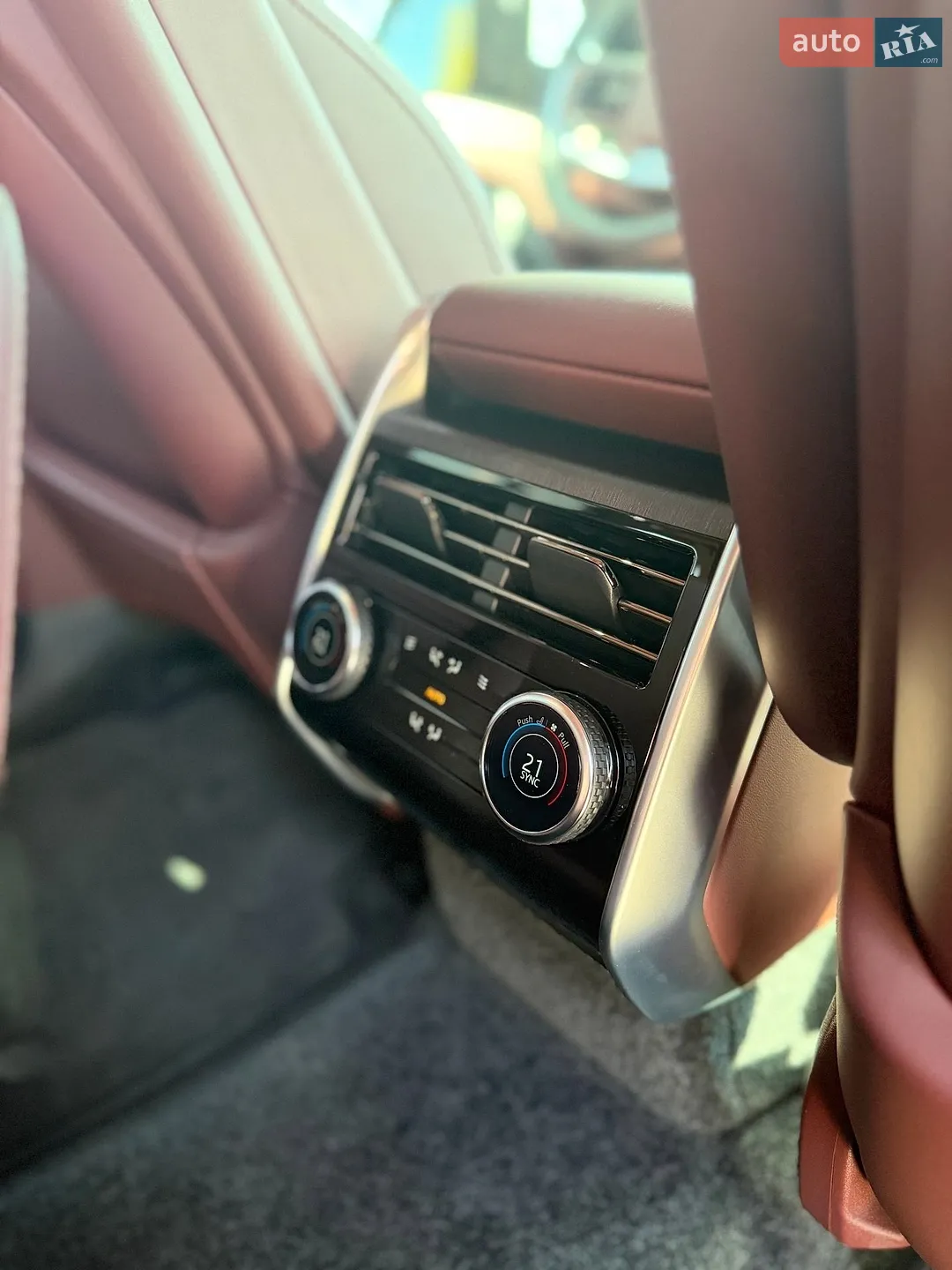 2024 Land Rover Range Rover - мініатюра 25