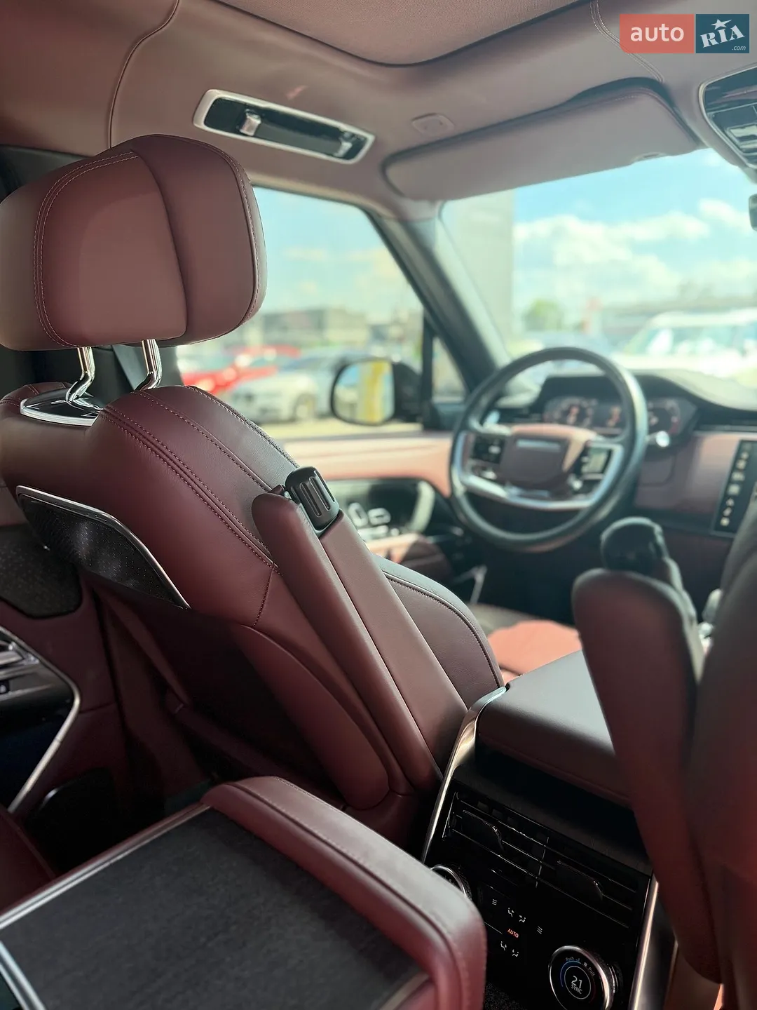 2024 Land Rover Range Rover - мініатюра 27