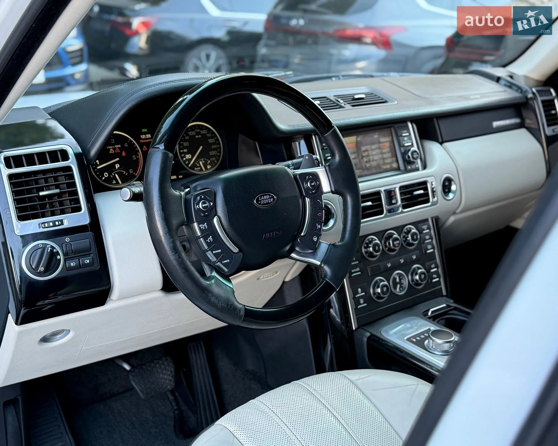 2011 Land Rover Range Rover - мініатюра 8