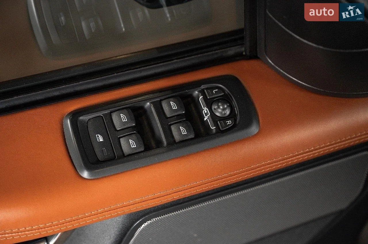 2012 Land Rover Range Rover - мініатюра 9