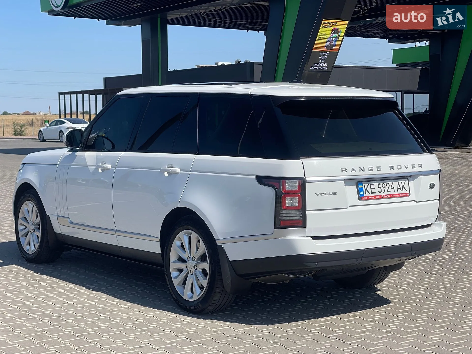 2016 Land Rover Range Rover - мініатюра 10